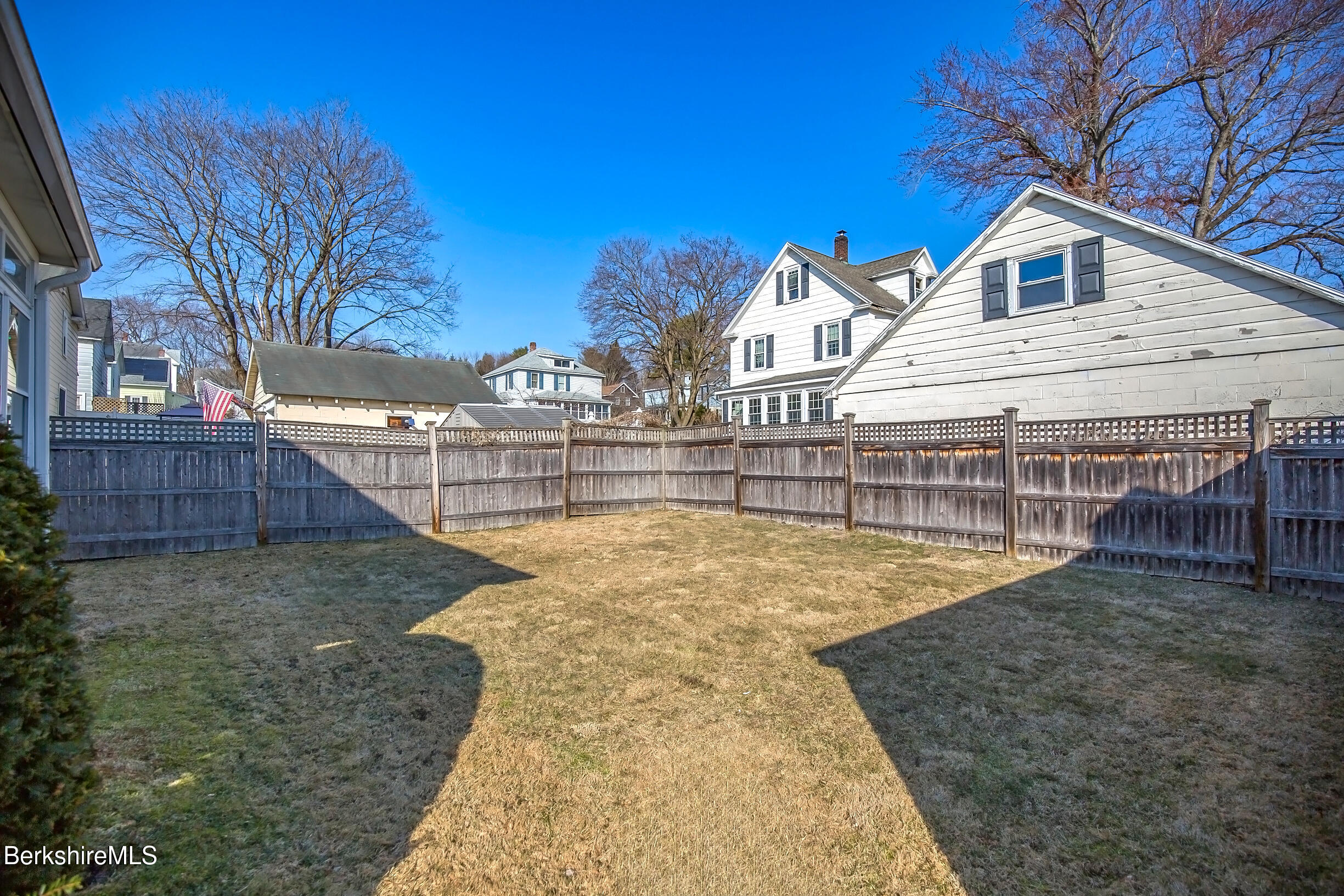 6 Margerie St, Lee, Massachusetts image 29