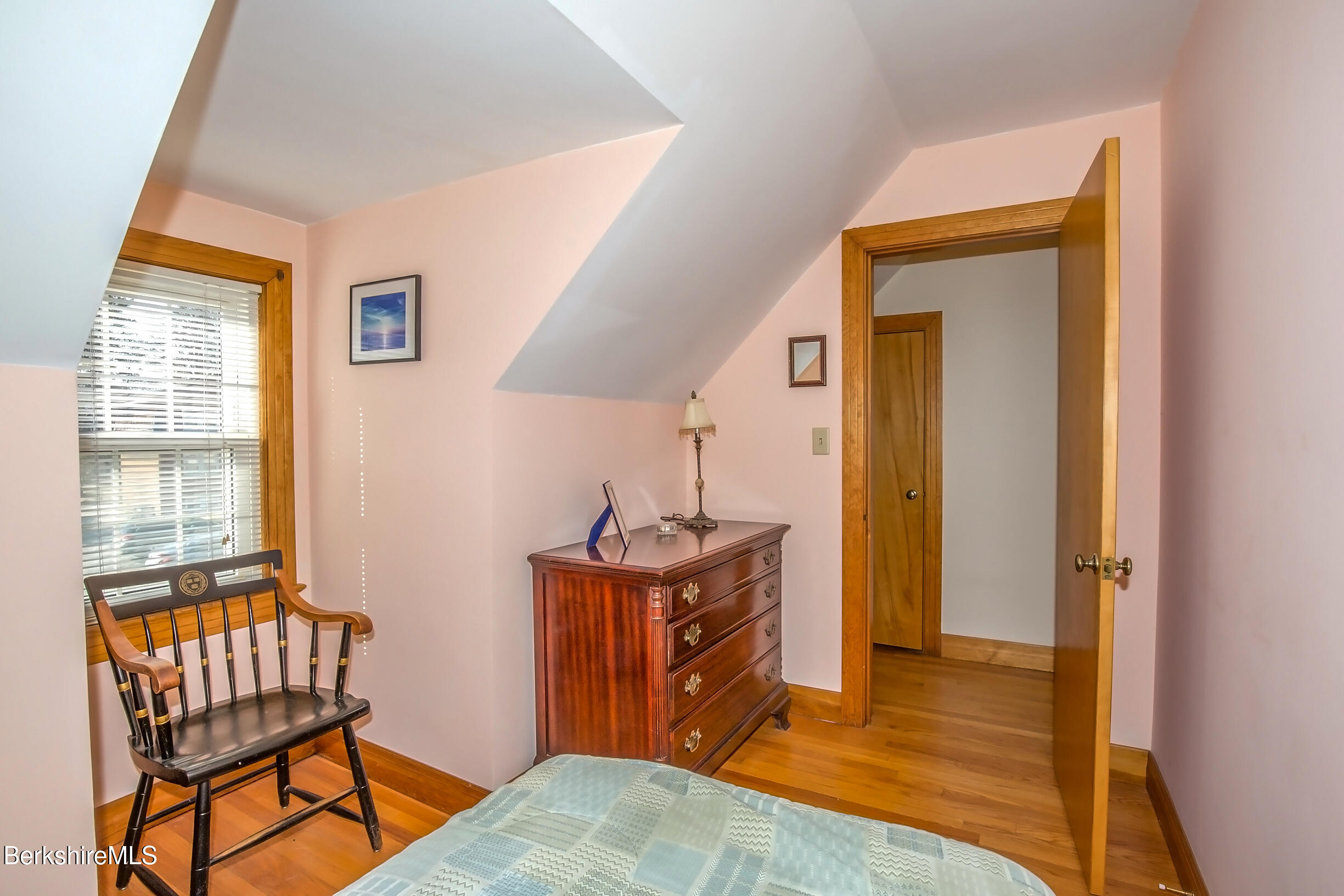 6 Margerie St, Lee, Massachusetts image 22