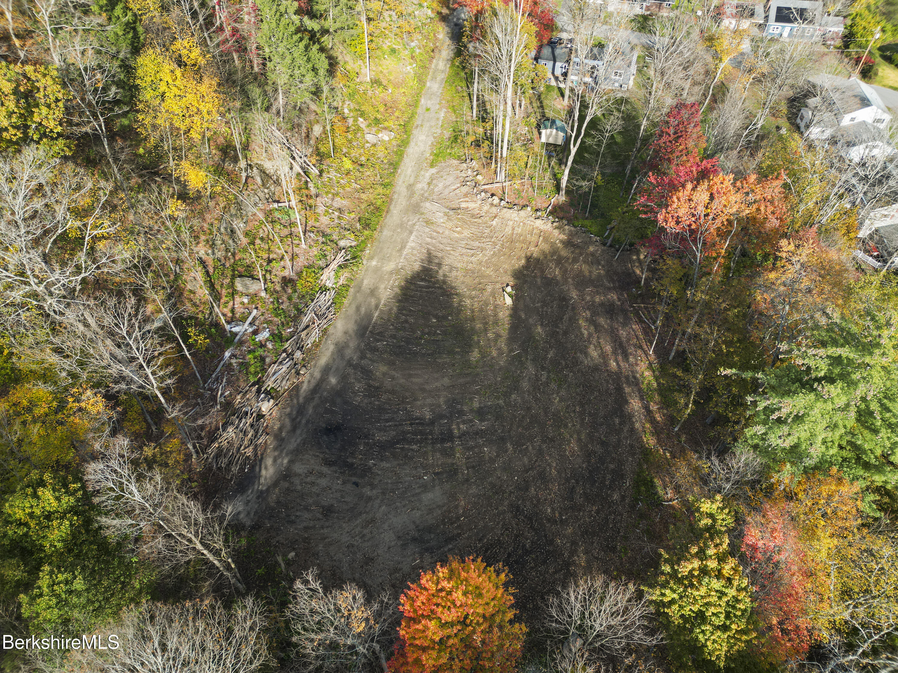 Lee, Massachusetts 01238, United States, ,Land,Active,244724