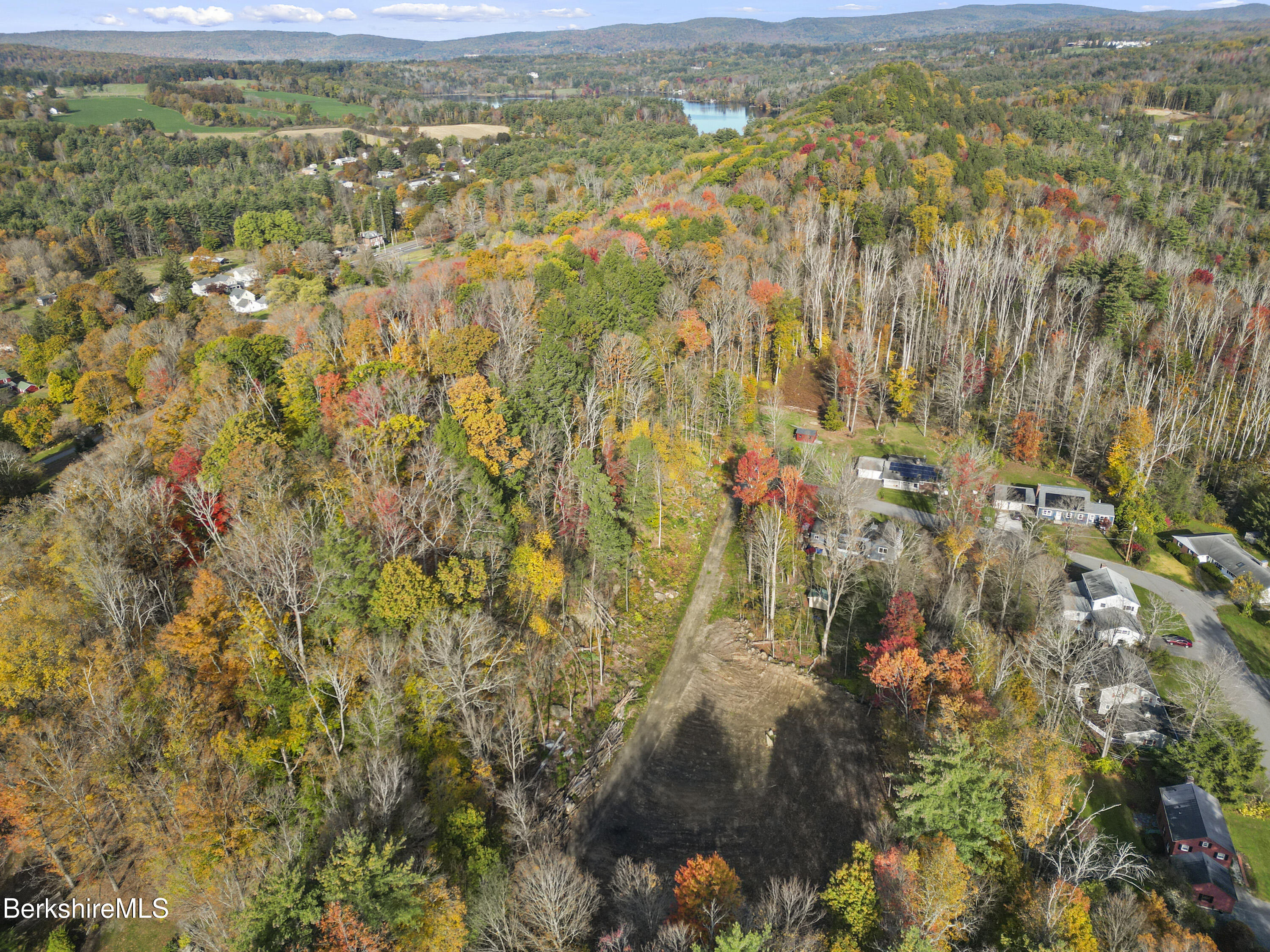 Lee, Massachusetts 01238, United States, ,Land,Active,244724