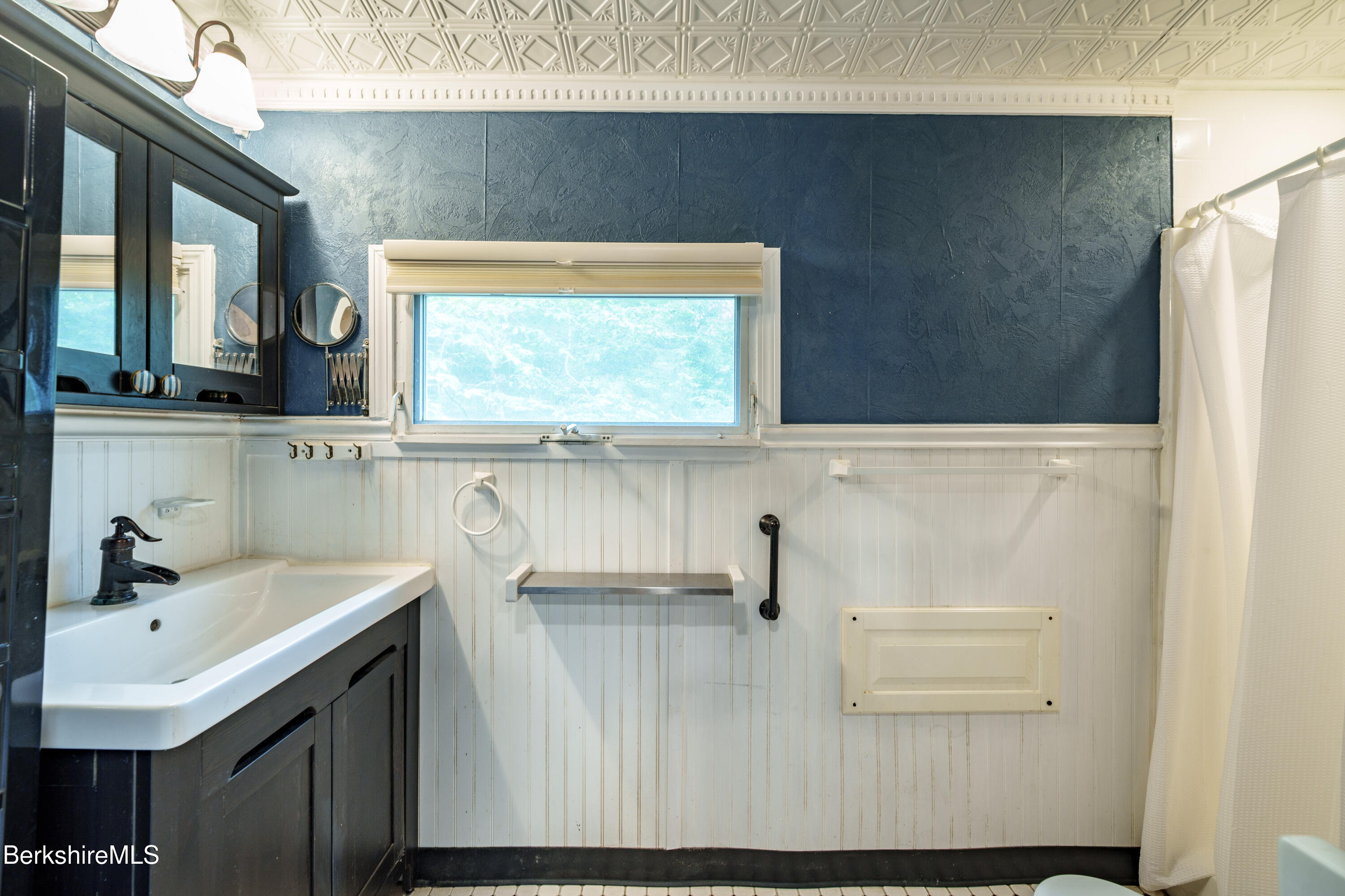 151 Excalibur Dr, Becket, Massachusetts image 20