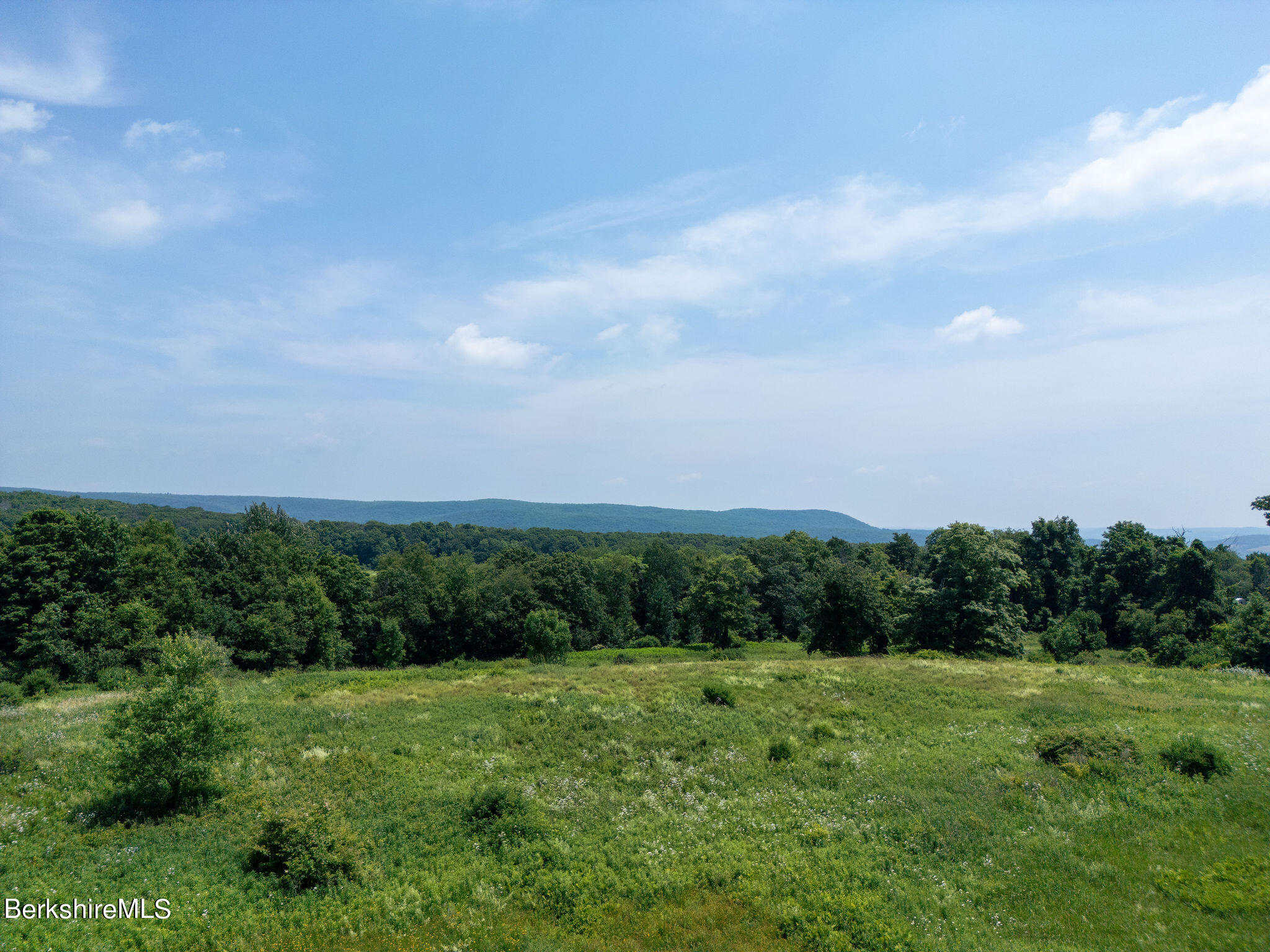 86 Ballymount Dr, Millerton, New York image 7