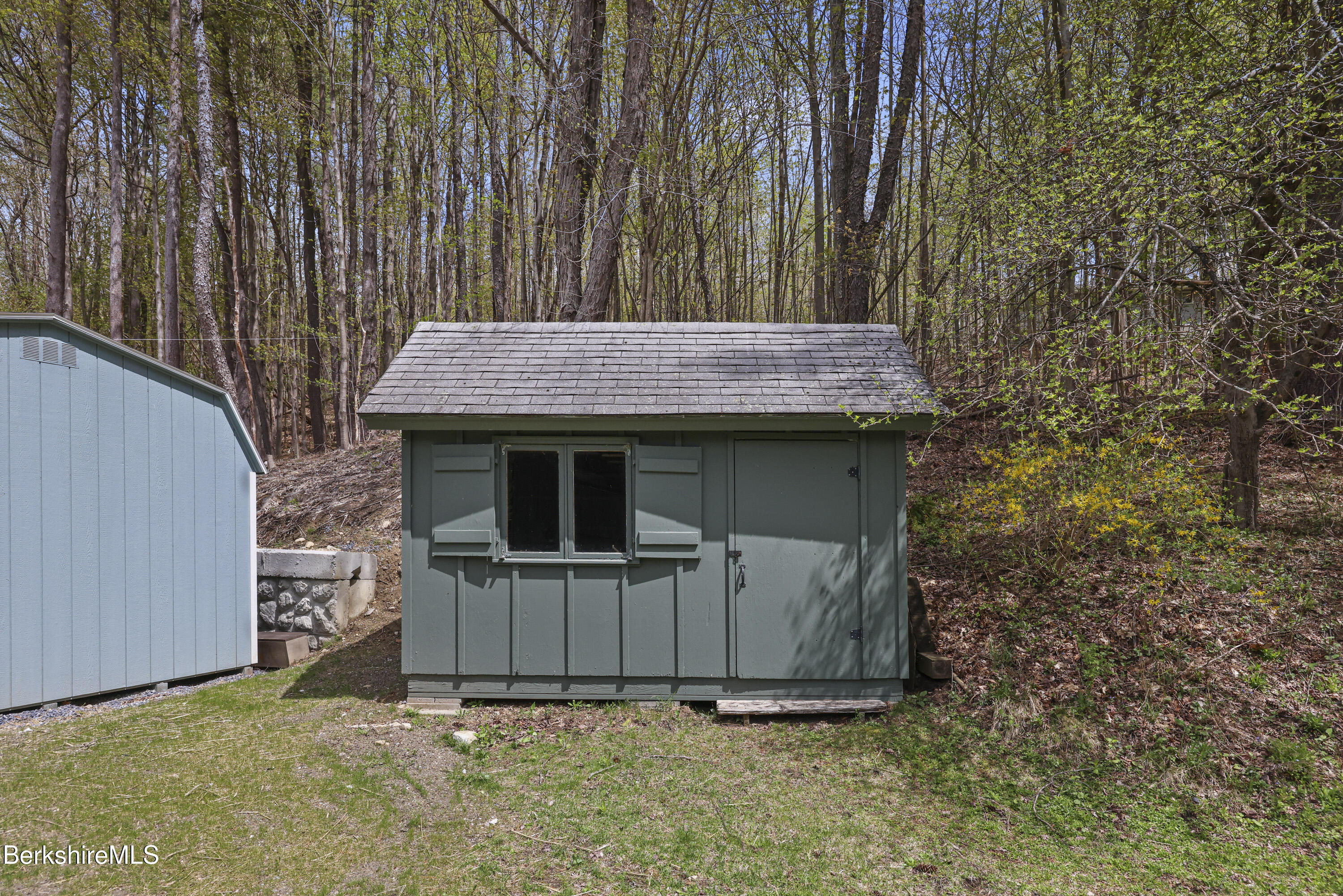 100 Autumn Dr, North Adams, Massachusetts image 36