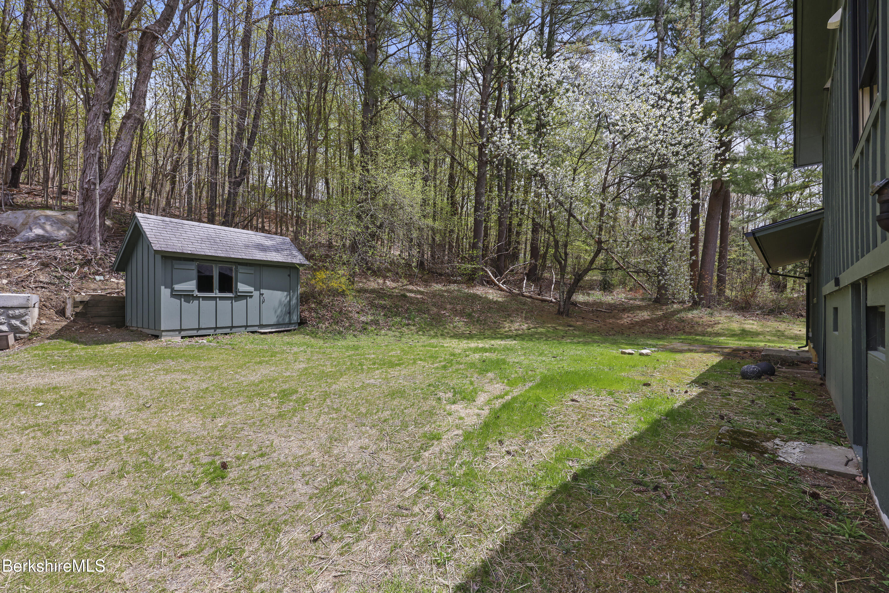 100 Autumn Dr, North Adams, Massachusetts image 35