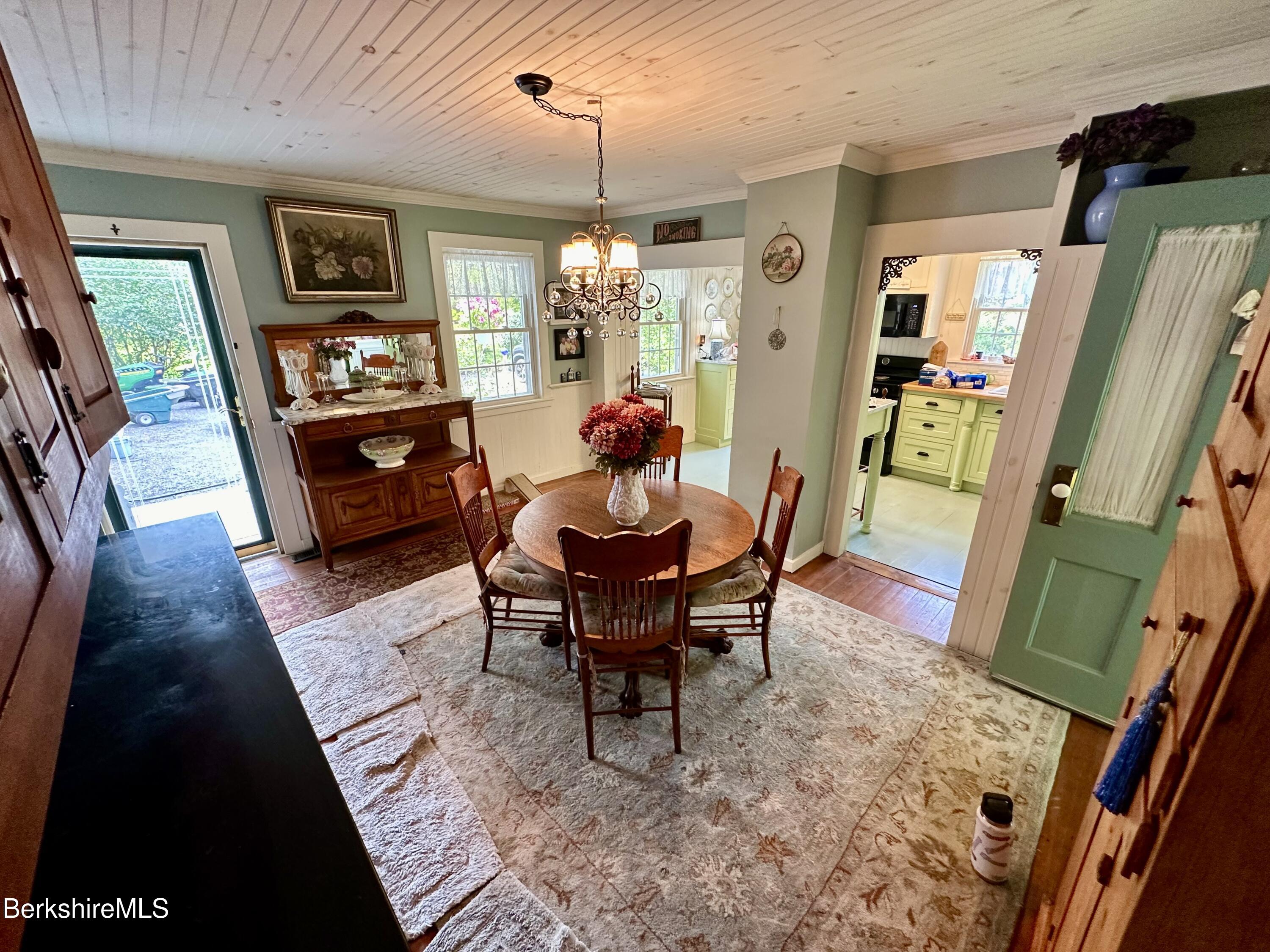 118 Old Shaker Rd, New Lebanon, New York image 20