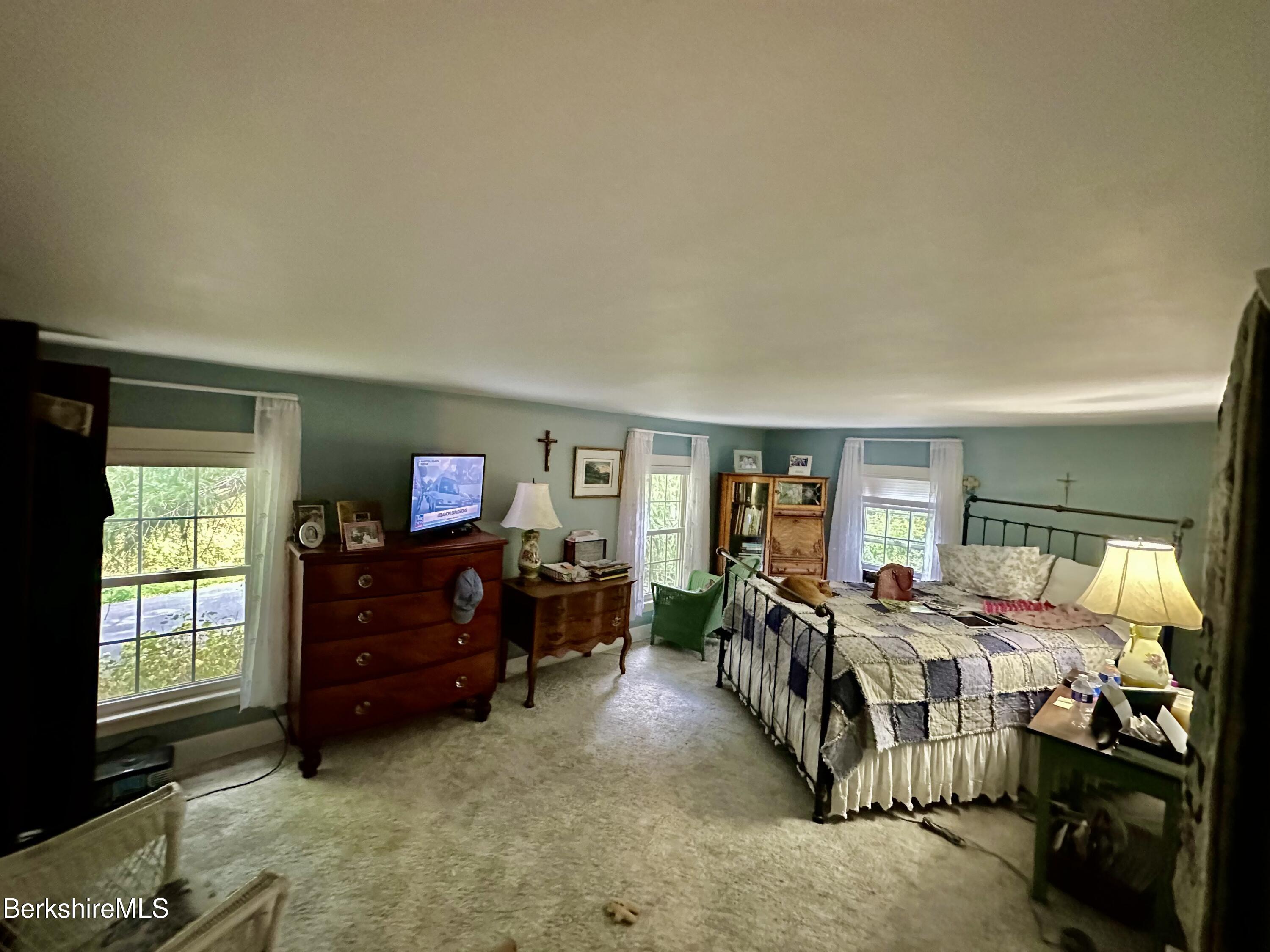 118 Old Shaker Rd, New Lebanon, New York image 41