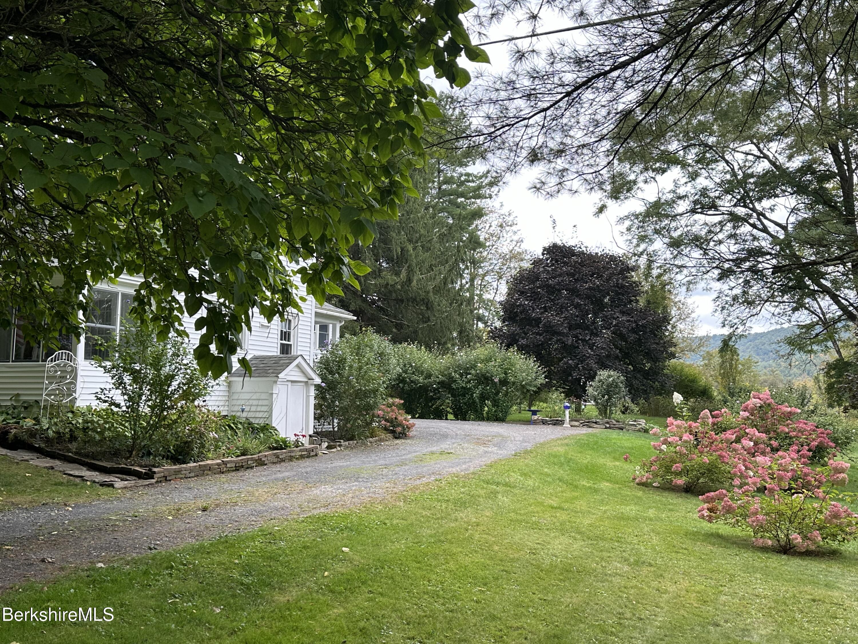 118 Old Shaker Rd, New Lebanon, New York image 5