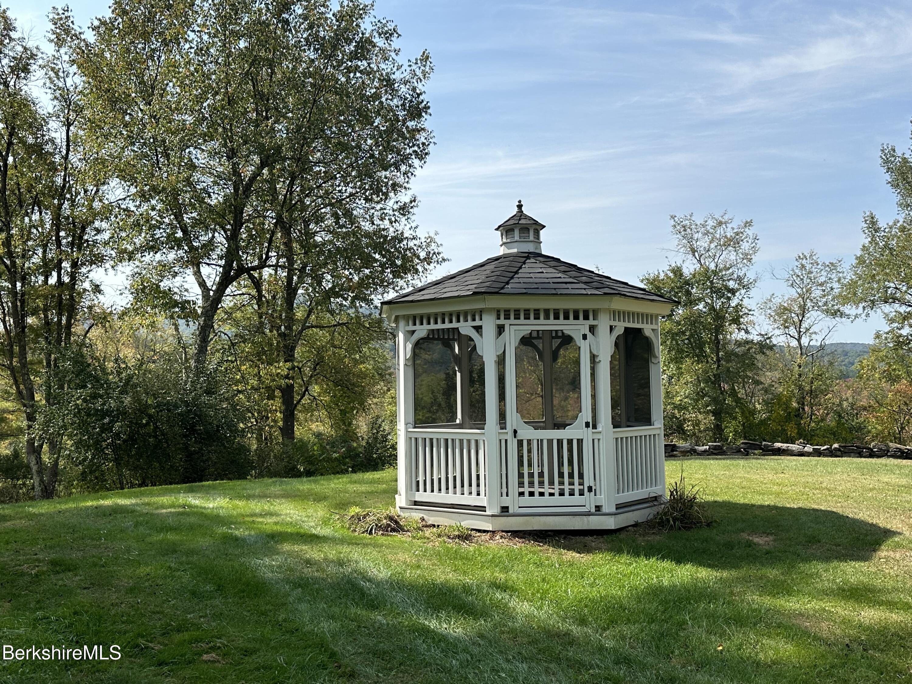 118 Old Shaker Rd, New Lebanon, New York image 8