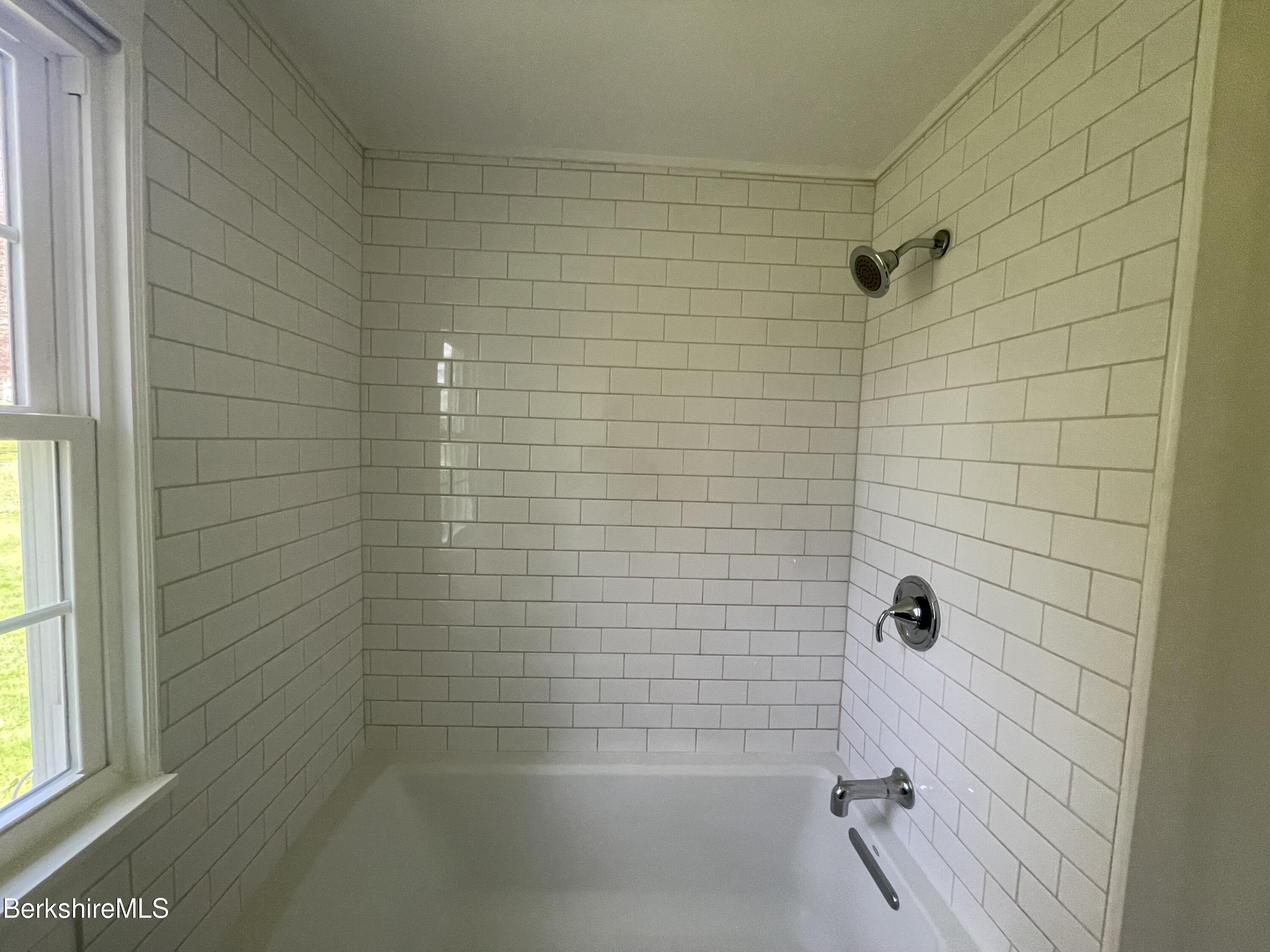 5 Grant Ln, Great Barrington, Massachusetts image 27