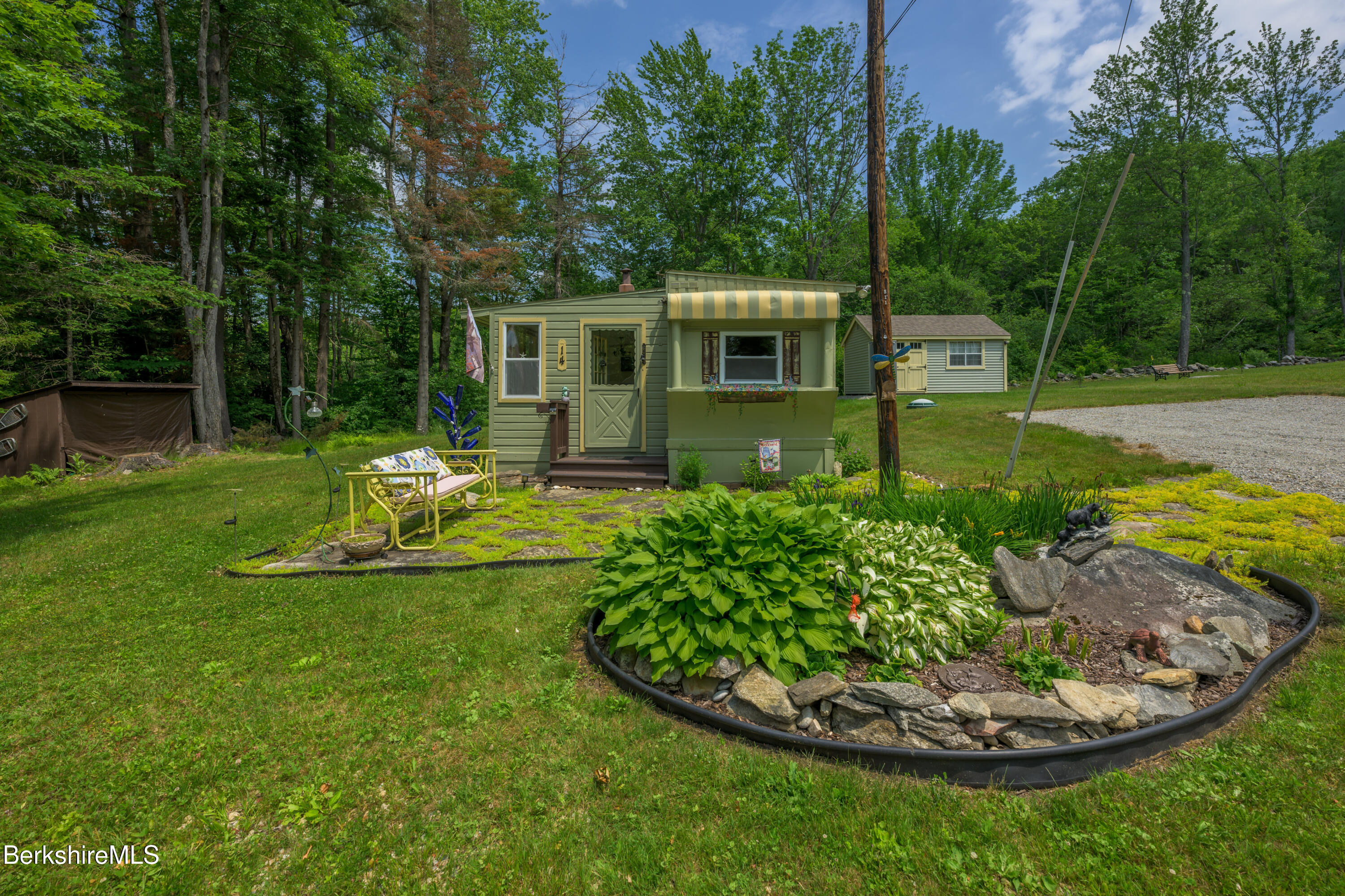 9 & 14 Bear Hill Rd, Hinsdale, Massachusetts image 22