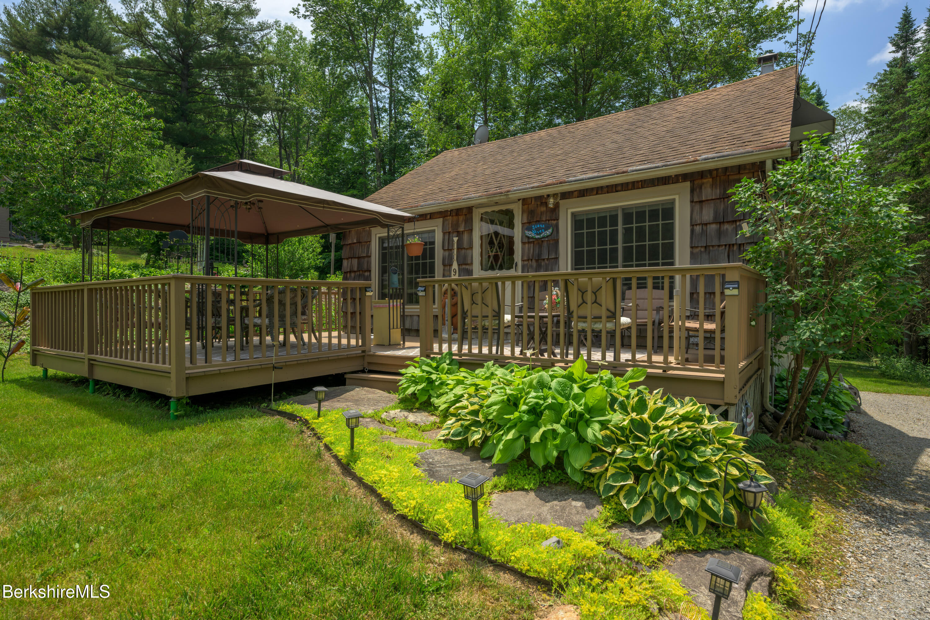 9 & 14 Bear Hill Rd, Hinsdale, Massachusetts image 3