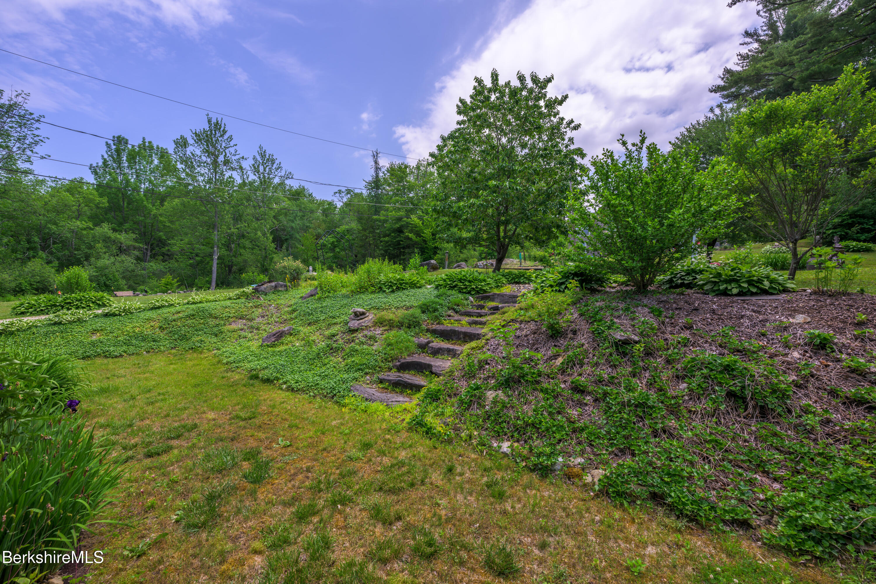 9 & 14 Bear Hill Rd, Hinsdale, Massachusetts image 21