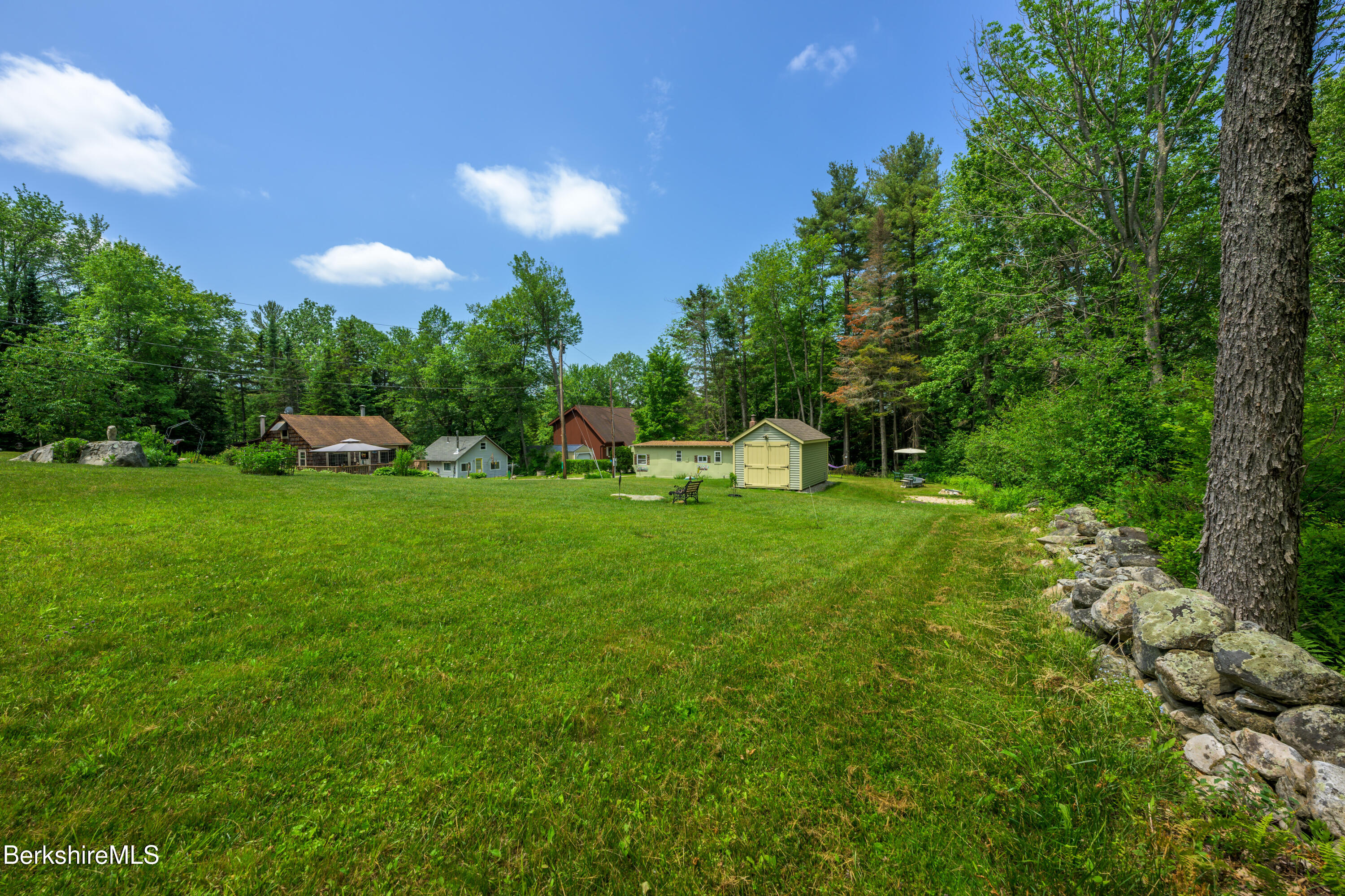 9 & 14 Bear Hill Rd, Hinsdale, Massachusetts image 33