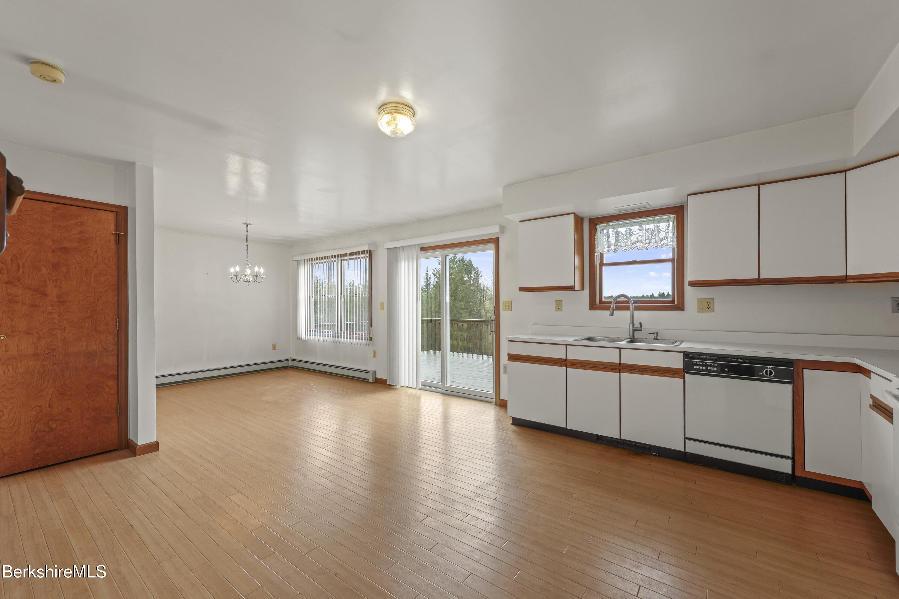 470 Peru Rd, Windsor, Massachusetts image 2