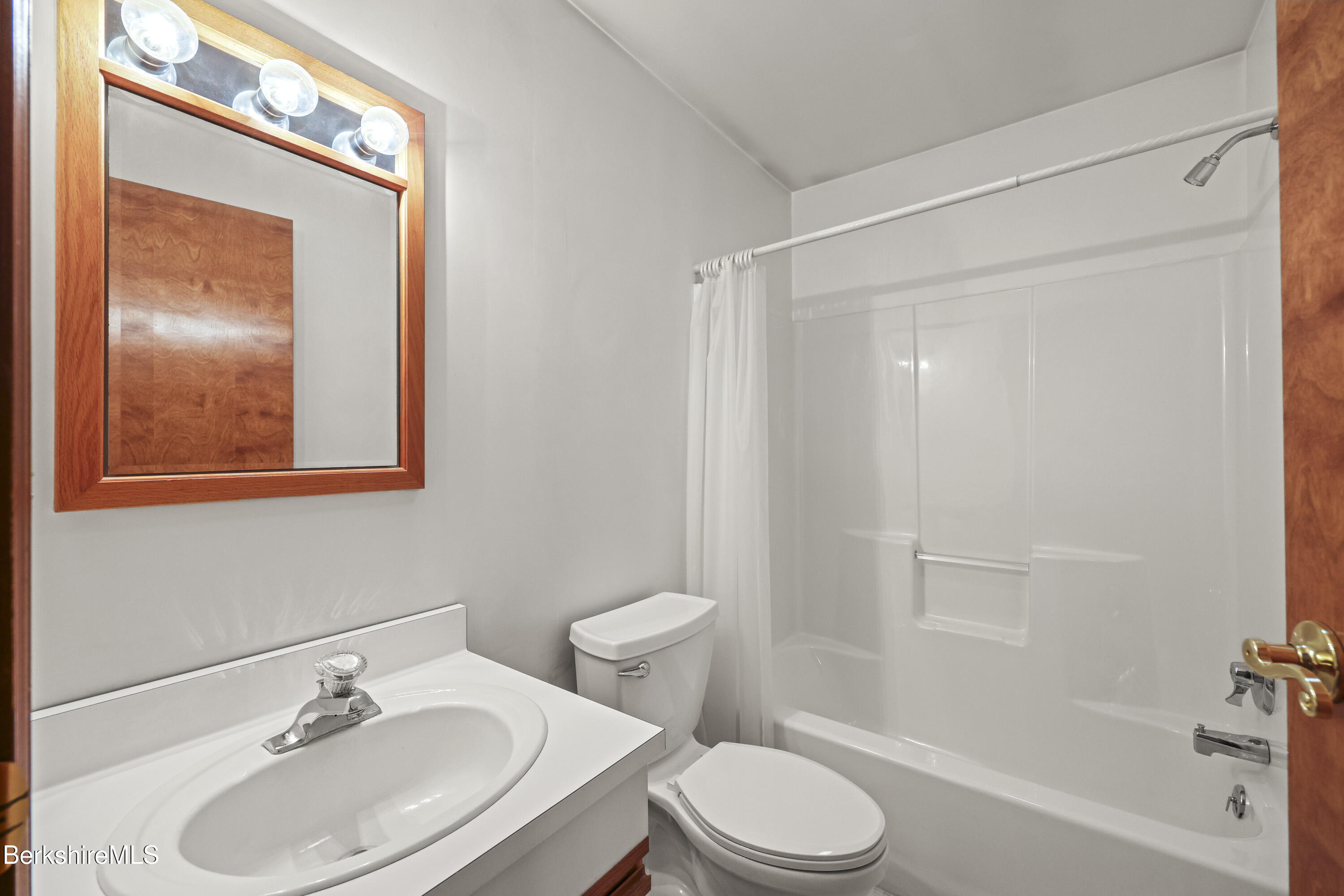 470 Peru Rd, Windsor, Massachusetts image 24