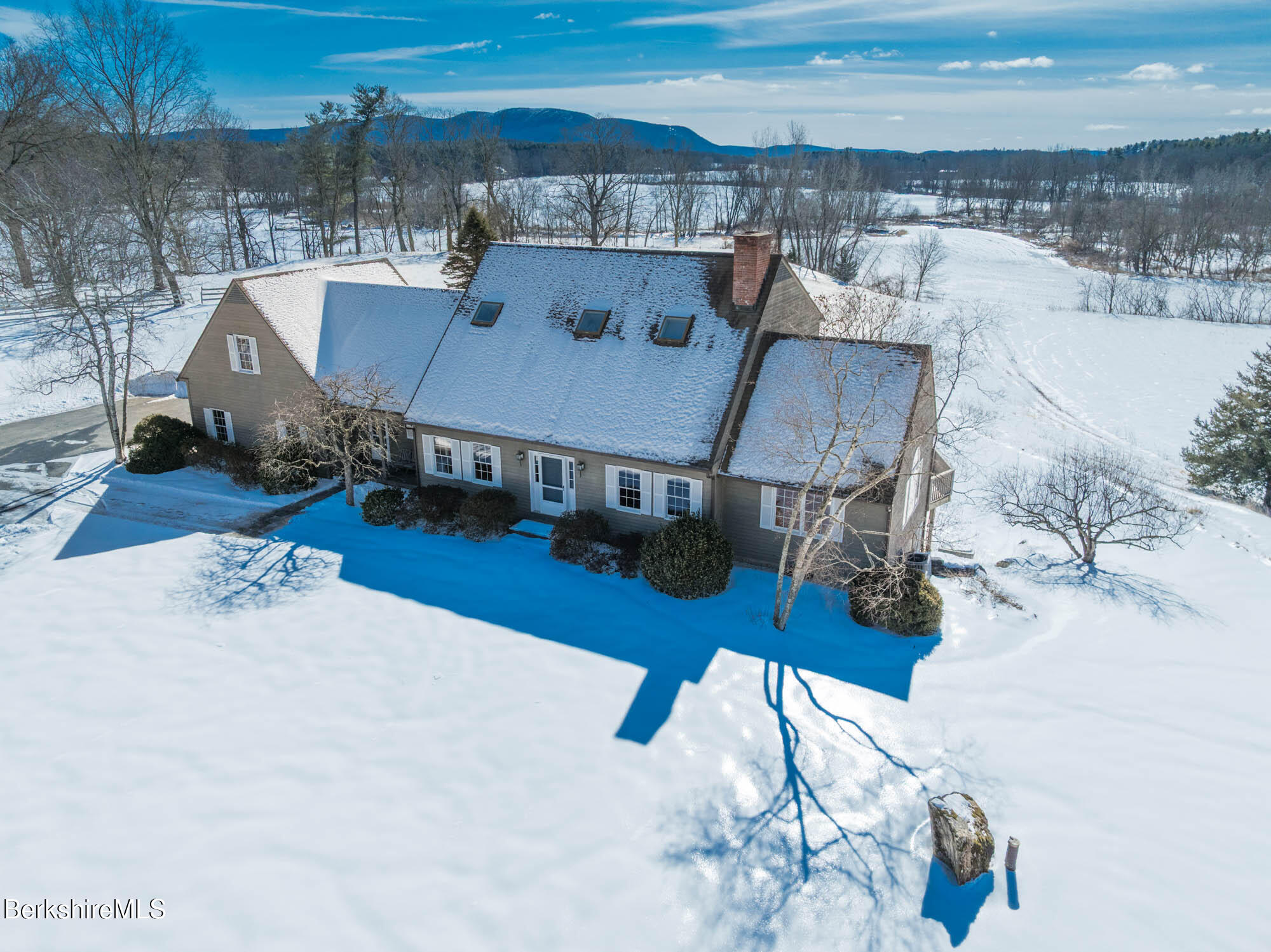 1166 Rannapo Rd, Sheffield, Massachusetts image 2