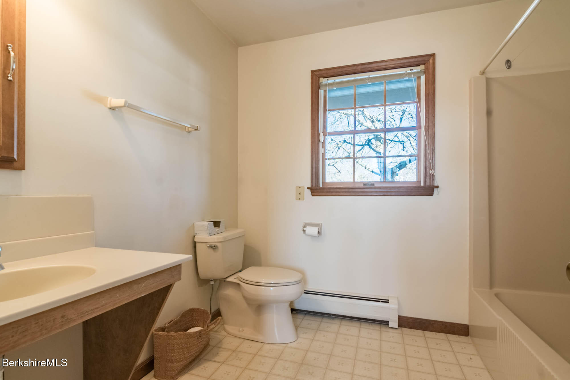 1166 Rannapo Rd, Sheffield, Massachusetts image 23