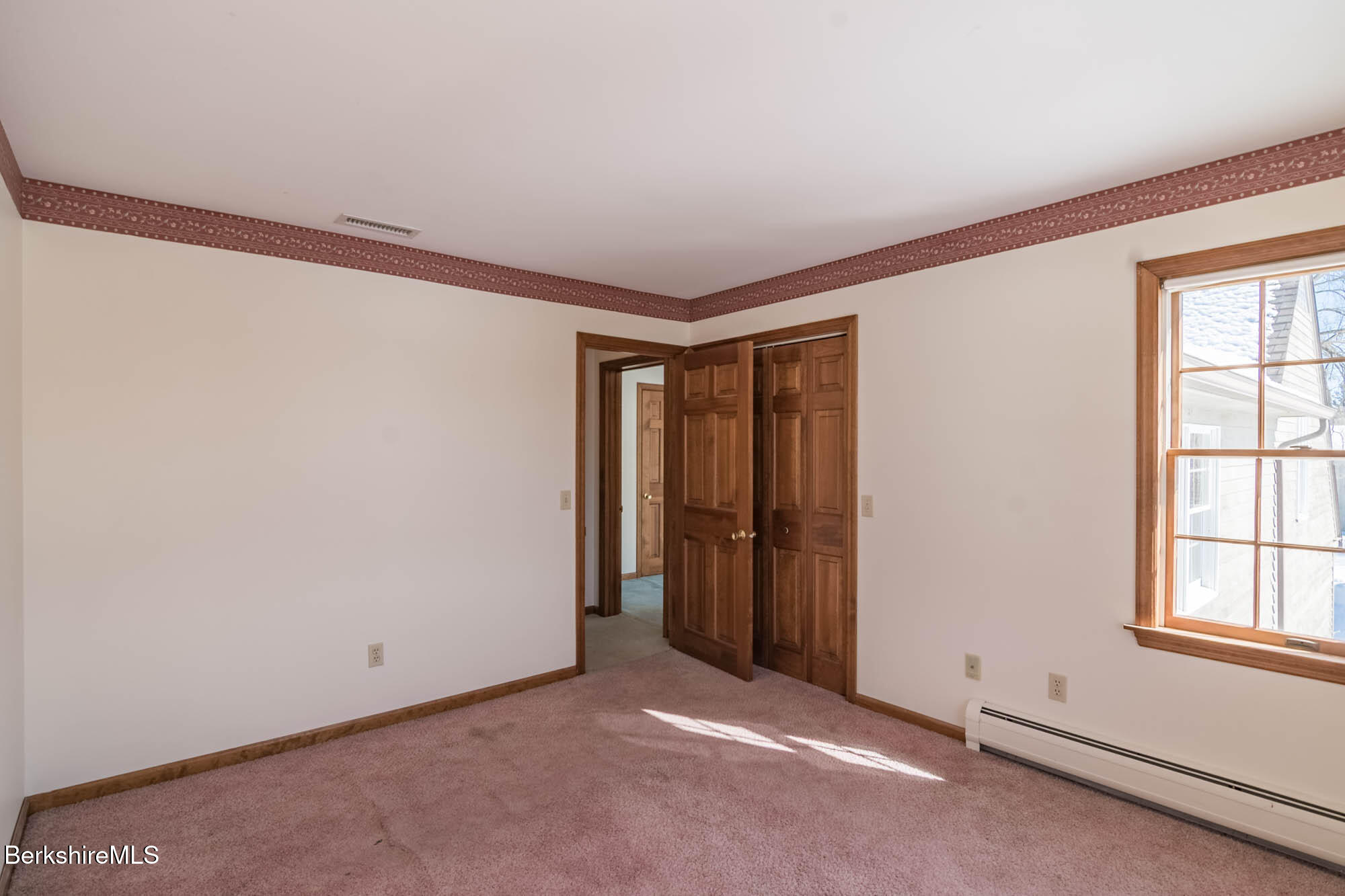 1166 Rannapo Rd, Sheffield, Massachusetts image 28