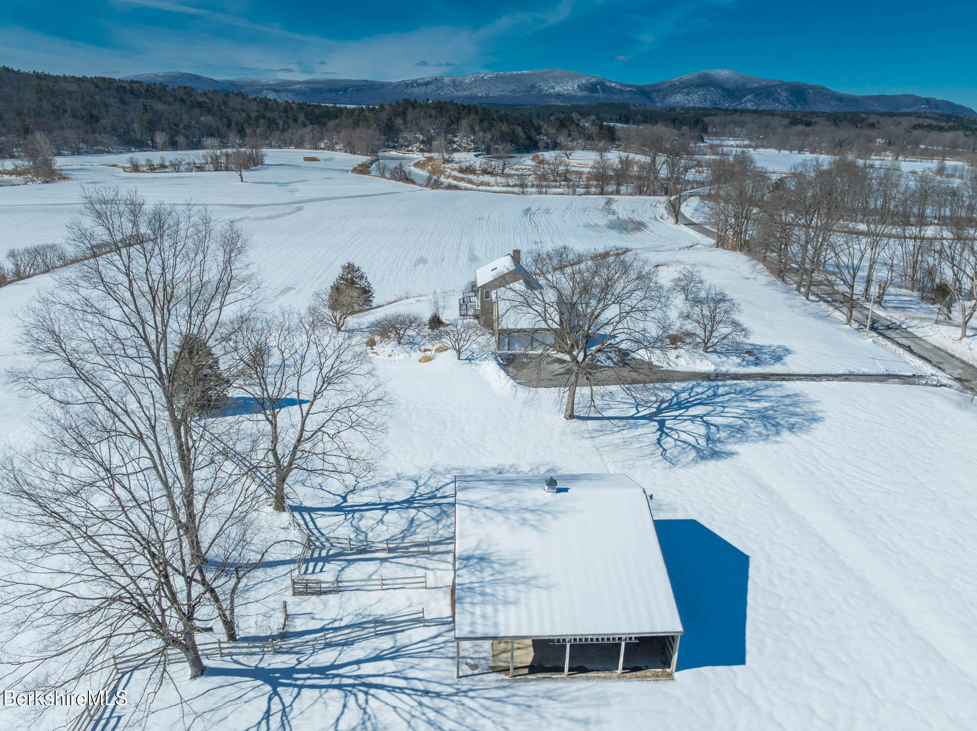 1166 Rannapo Rd, Sheffield, Massachusetts image 9