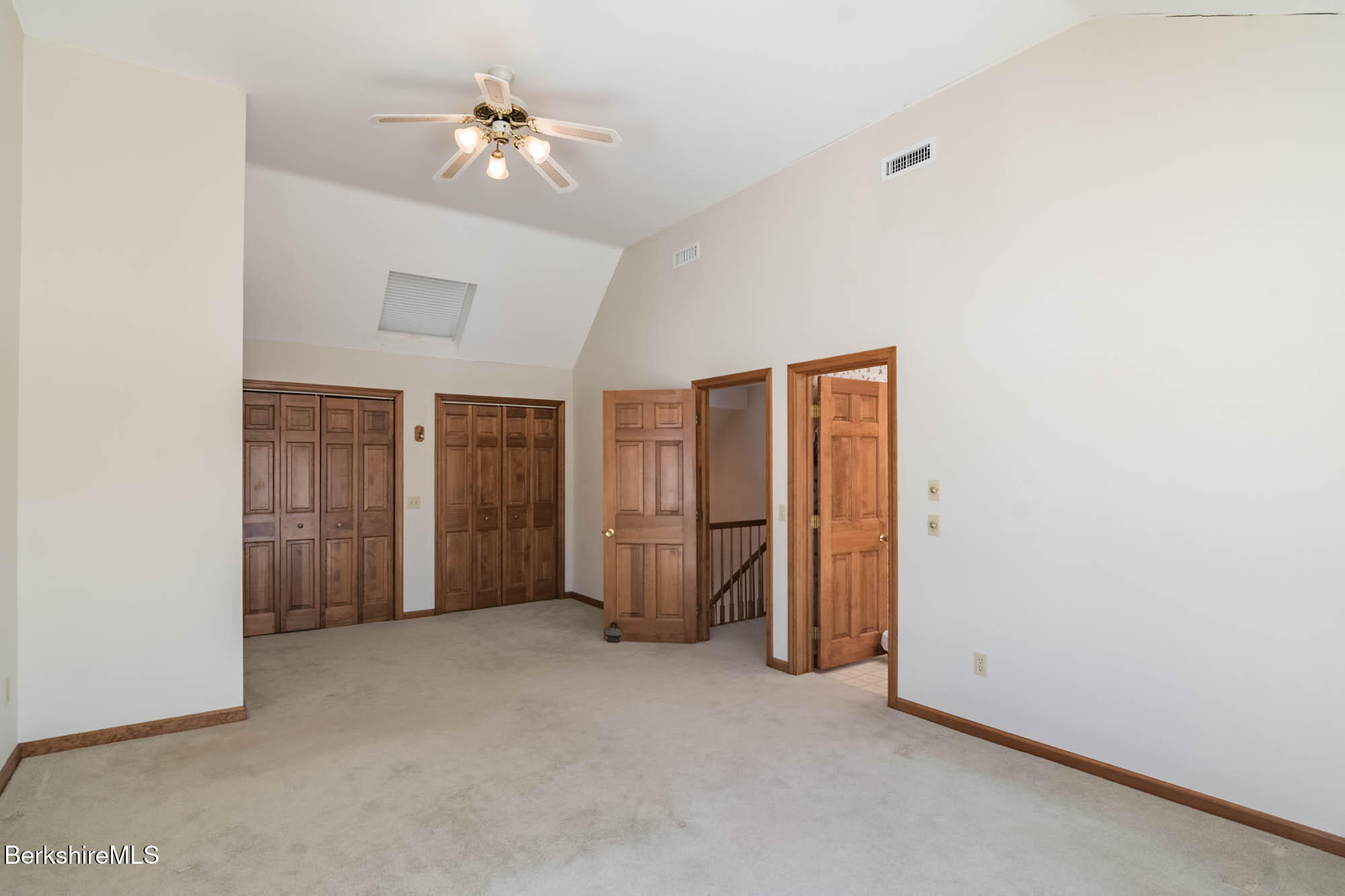 1166 Rannapo Rd, Sheffield, Massachusetts image 26