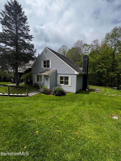 Condo For Sale - 1055 Beaver Pond<br/> Hancock, MA 01237