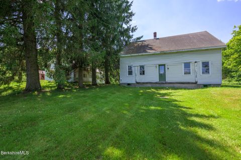 Apartment For Sale - 105 Norton Rd<br/> Canaan, NY 12029