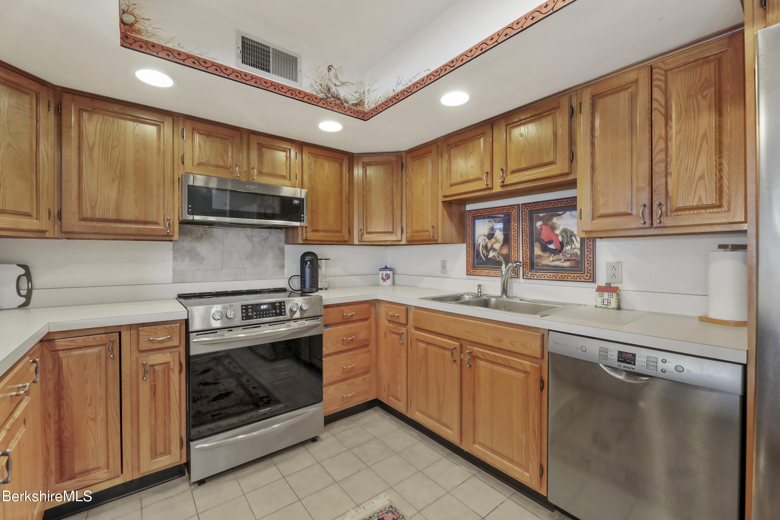 176 Old Stockbridge Rd #SMITH 2, Stockbridge, Massachusetts image 15
