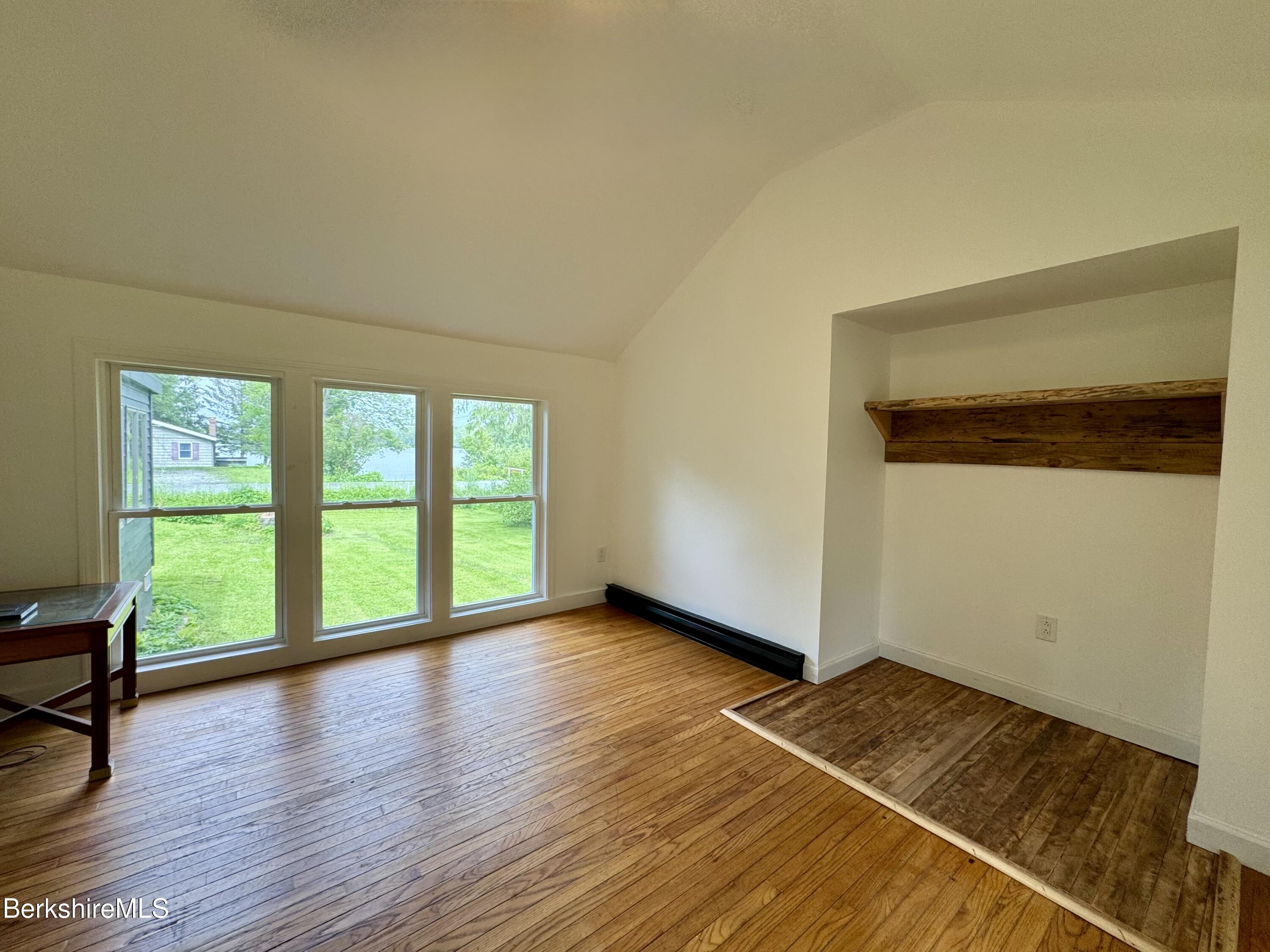 129 Shore Rd, Richmond, Massachusetts image 7