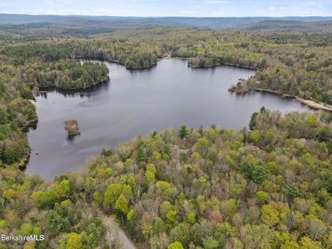 Vacant Land For Sale - Seneca Dr<br/> Becket, MA 01223