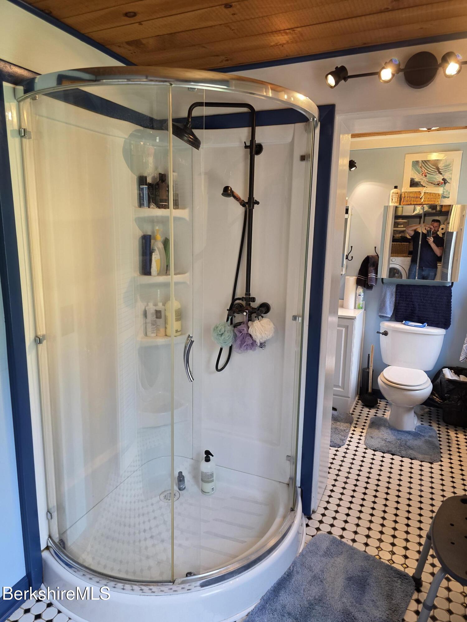 51 Bog Pond Rd, Savoy, Massachusetts image 22