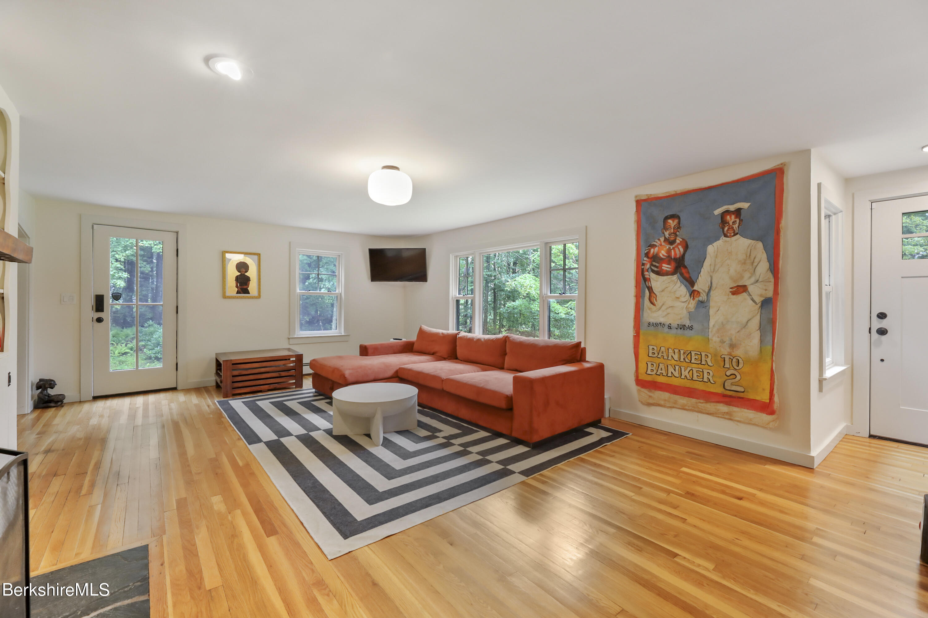 Norfolk, Connecticut 06058, United States, 4 Bedrooms Bedrooms, ,2 BathroomsBathrooms,Residential,Active,62986