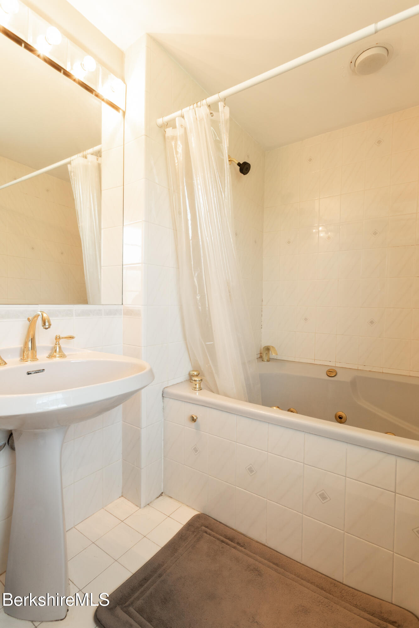 147 Brough Rd, Cheshire, Massachusetts image 43