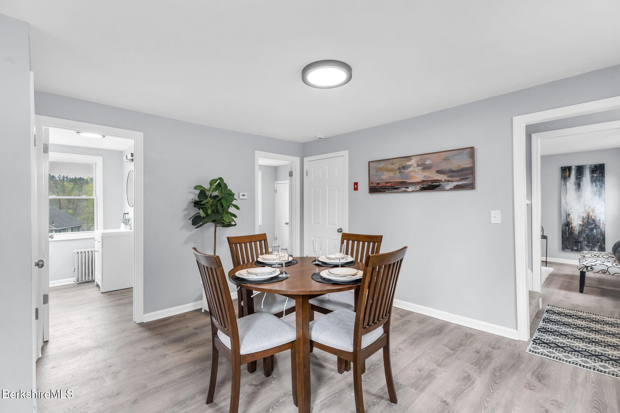 90 Maple St, Lee, Massachusetts image 6