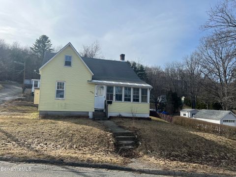 Homes For Sale - 41 Willow St<br/> Adams, MA 01220