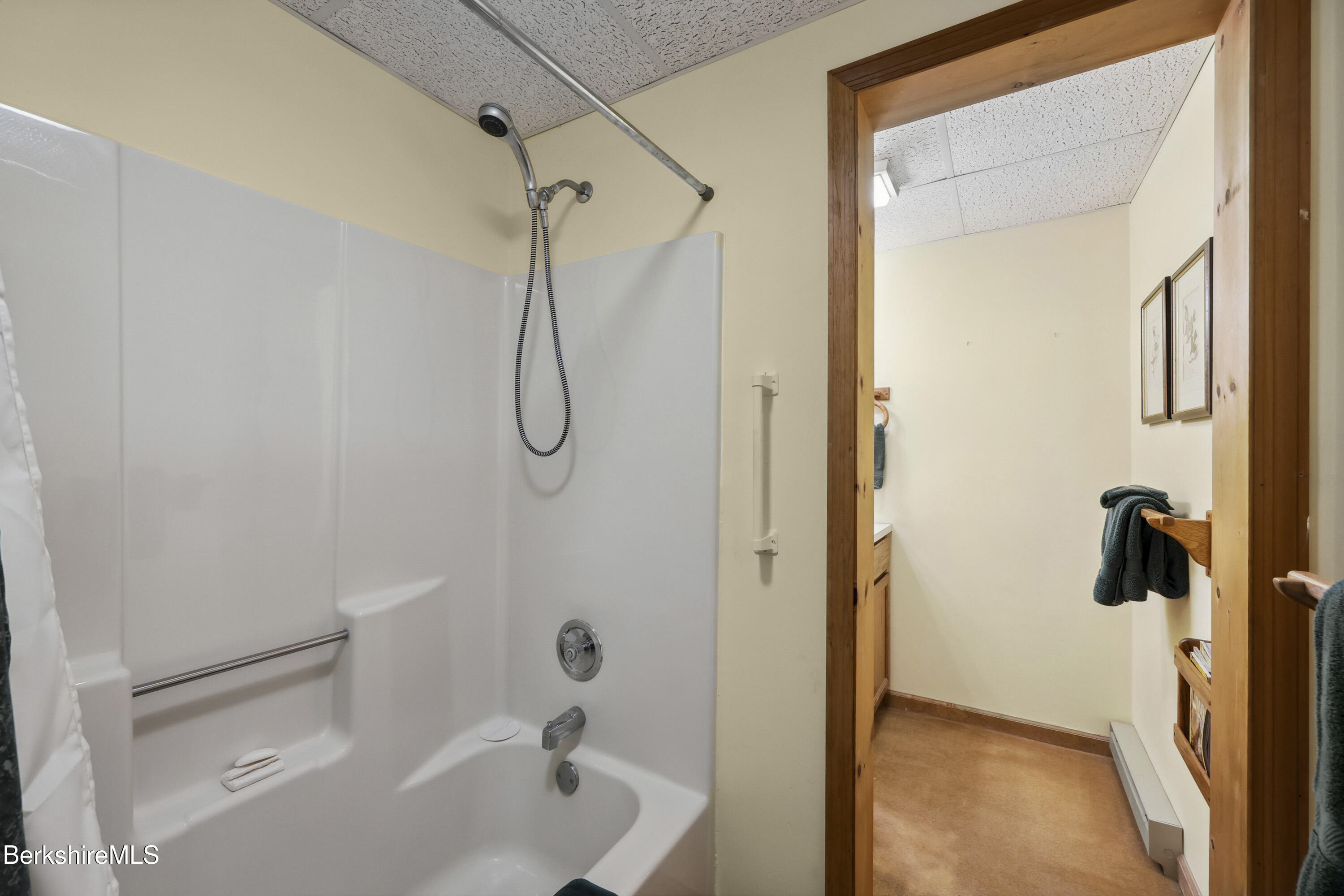 29 Old Village Rd, Alford, Massachusetts image 32