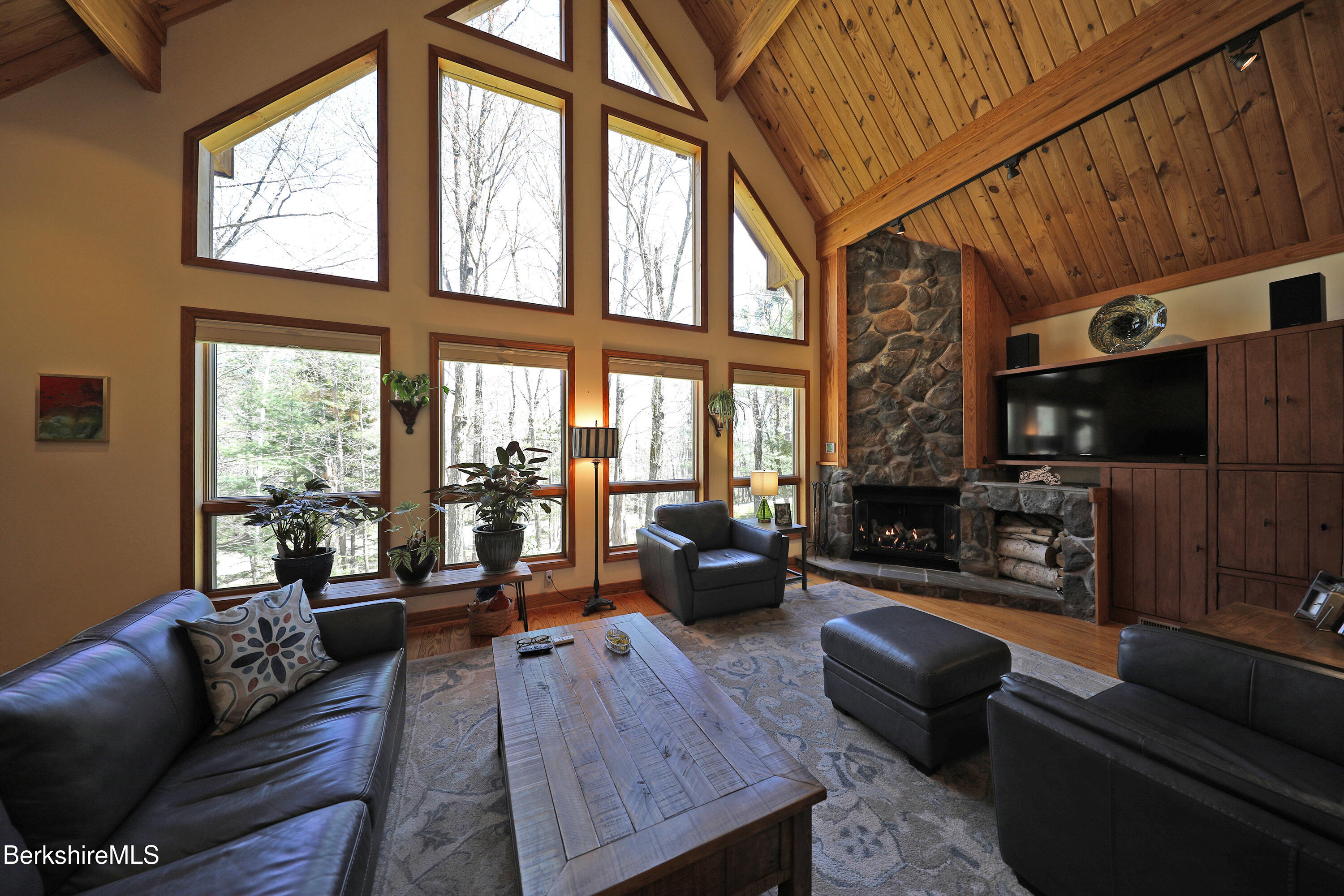 55 Mallard Dr, Becket, Massachusetts image 8