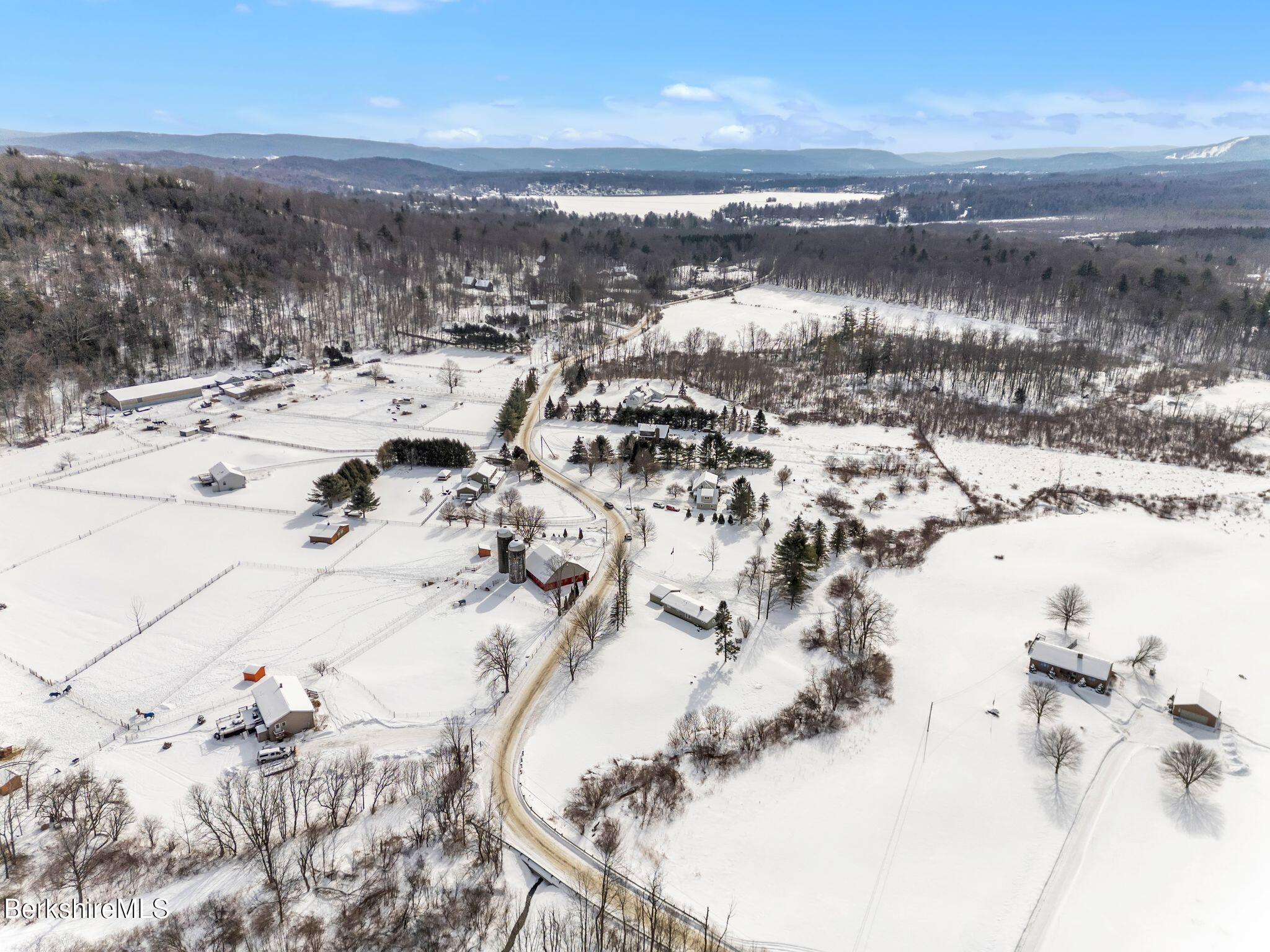 61 Old Orebed Rd, Lanesborough, Massachusetts image 29