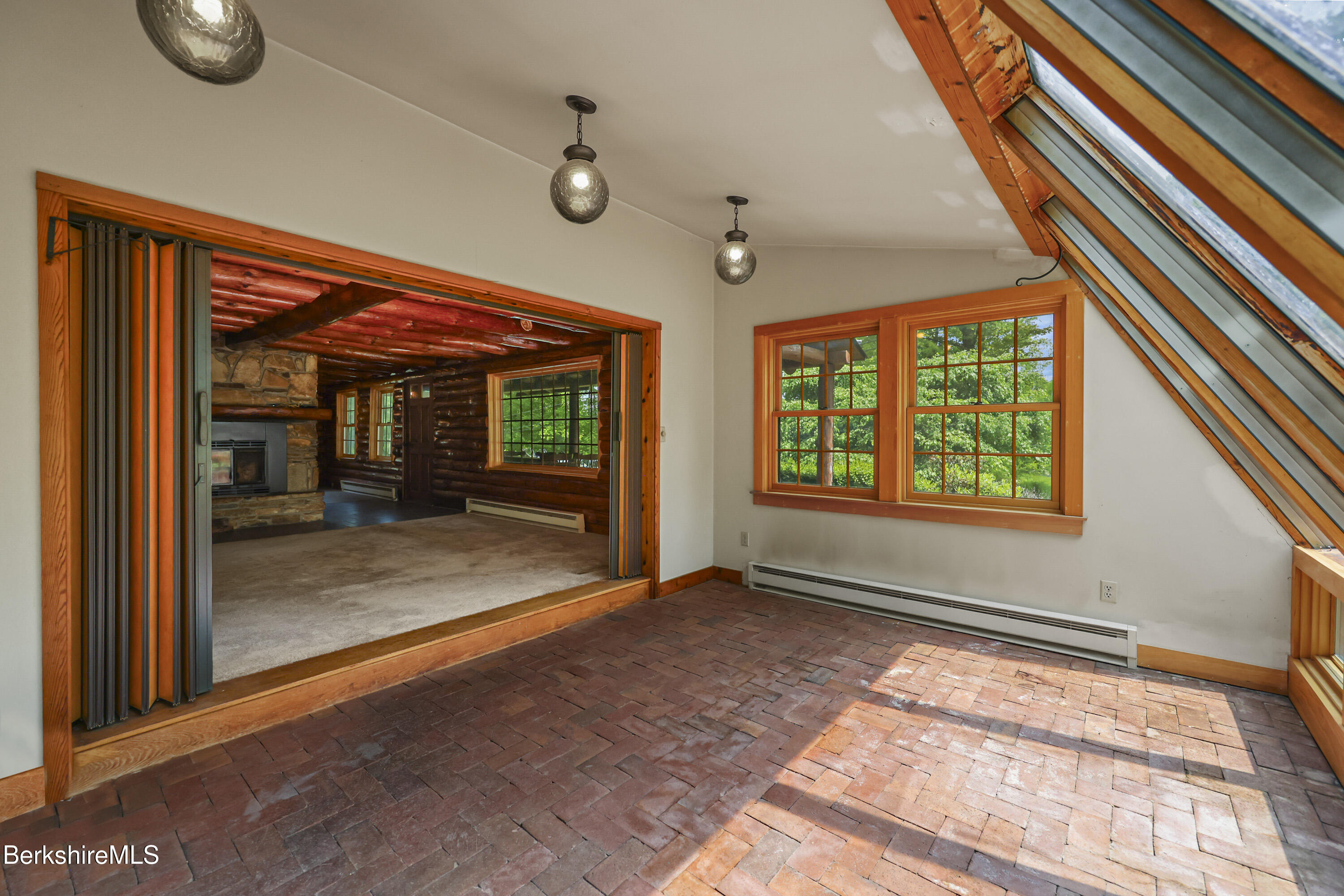 40 Silver St, Lanesborough, Massachusetts image 14
