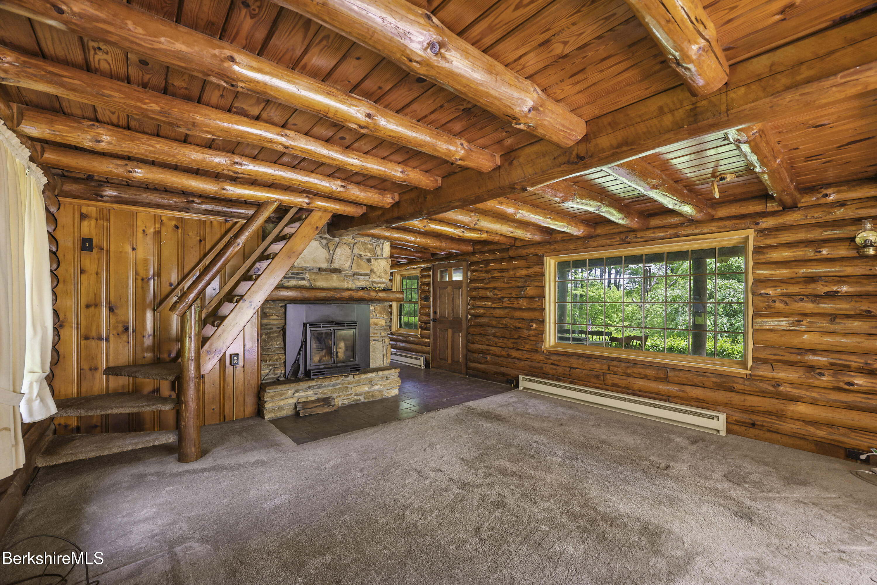 40 Silver St, Lanesborough, Massachusetts image 5