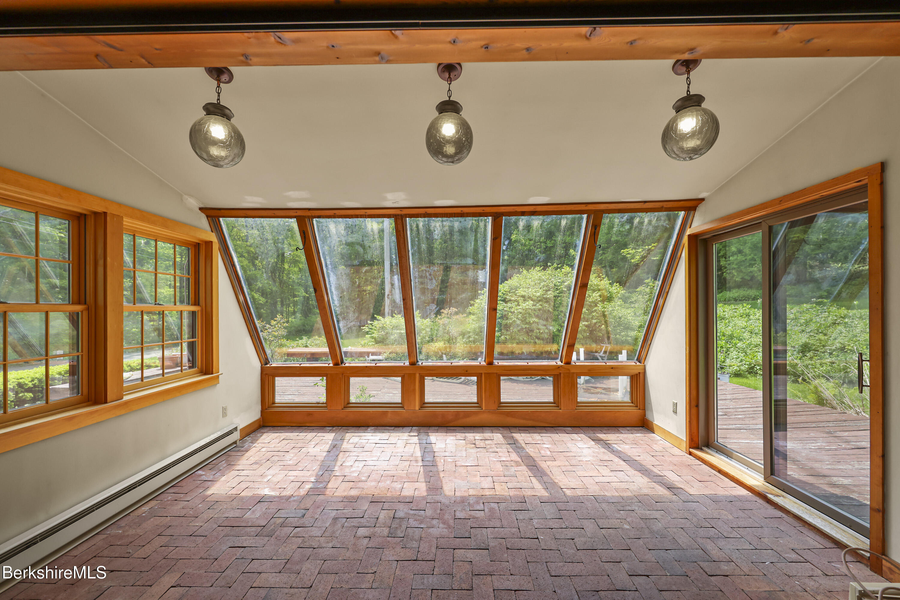 40 Silver St, Lanesborough, Massachusetts image 11