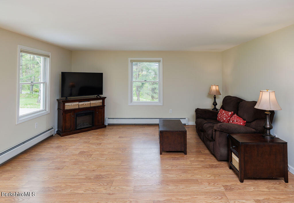 45 State Line Rd, West Stockbridge, Massachusetts image 7