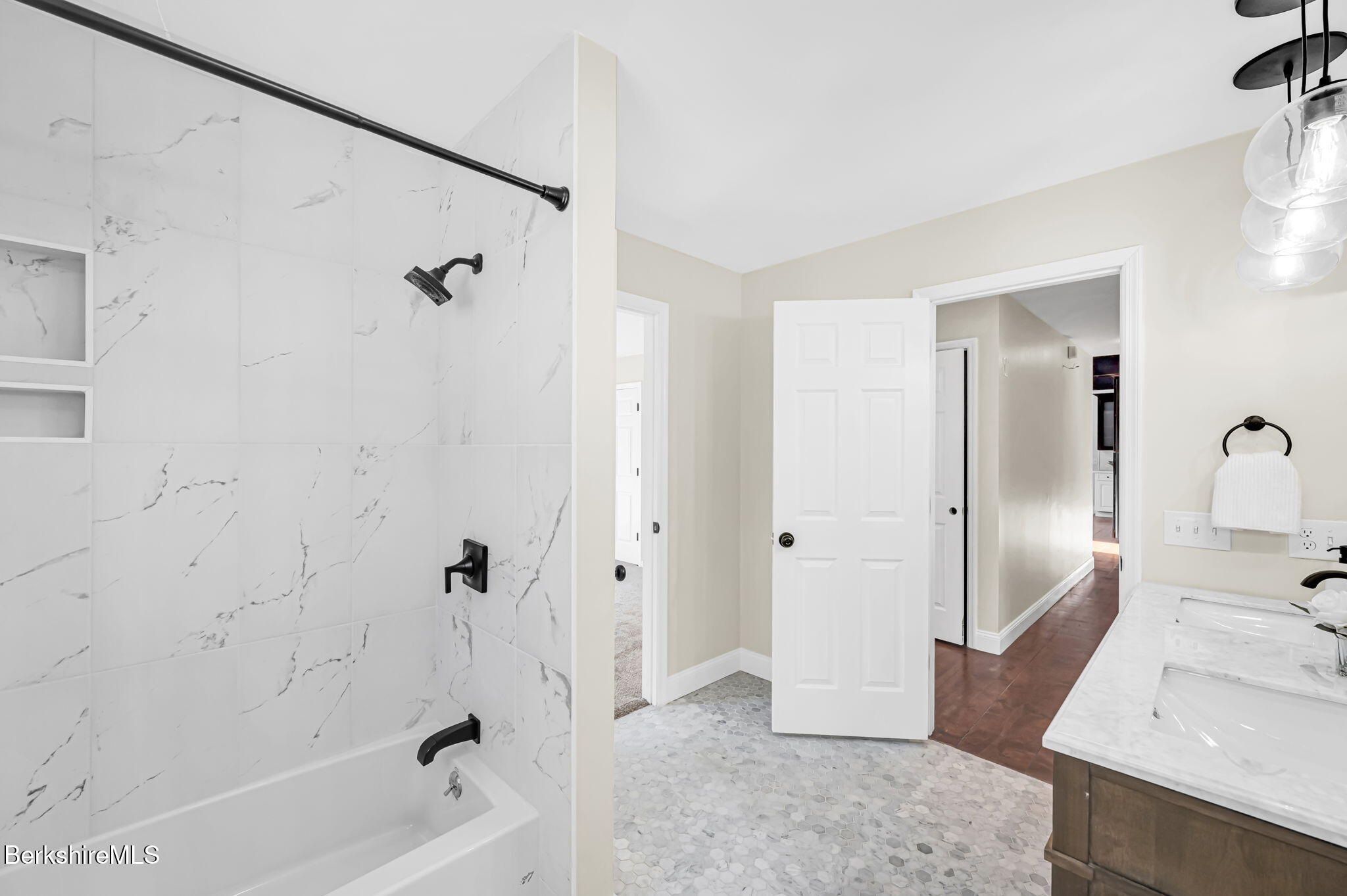 11 East Rd, Richmond, Massachusetts image 35