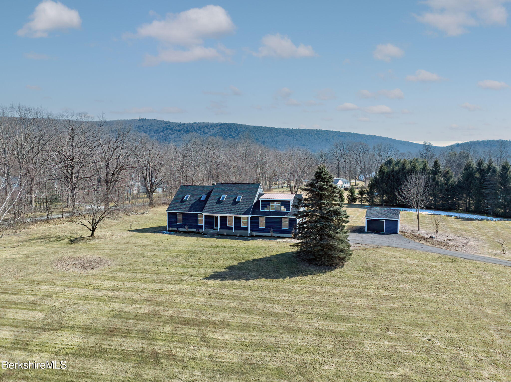 11 East Rd, Richmond, Massachusetts image 1