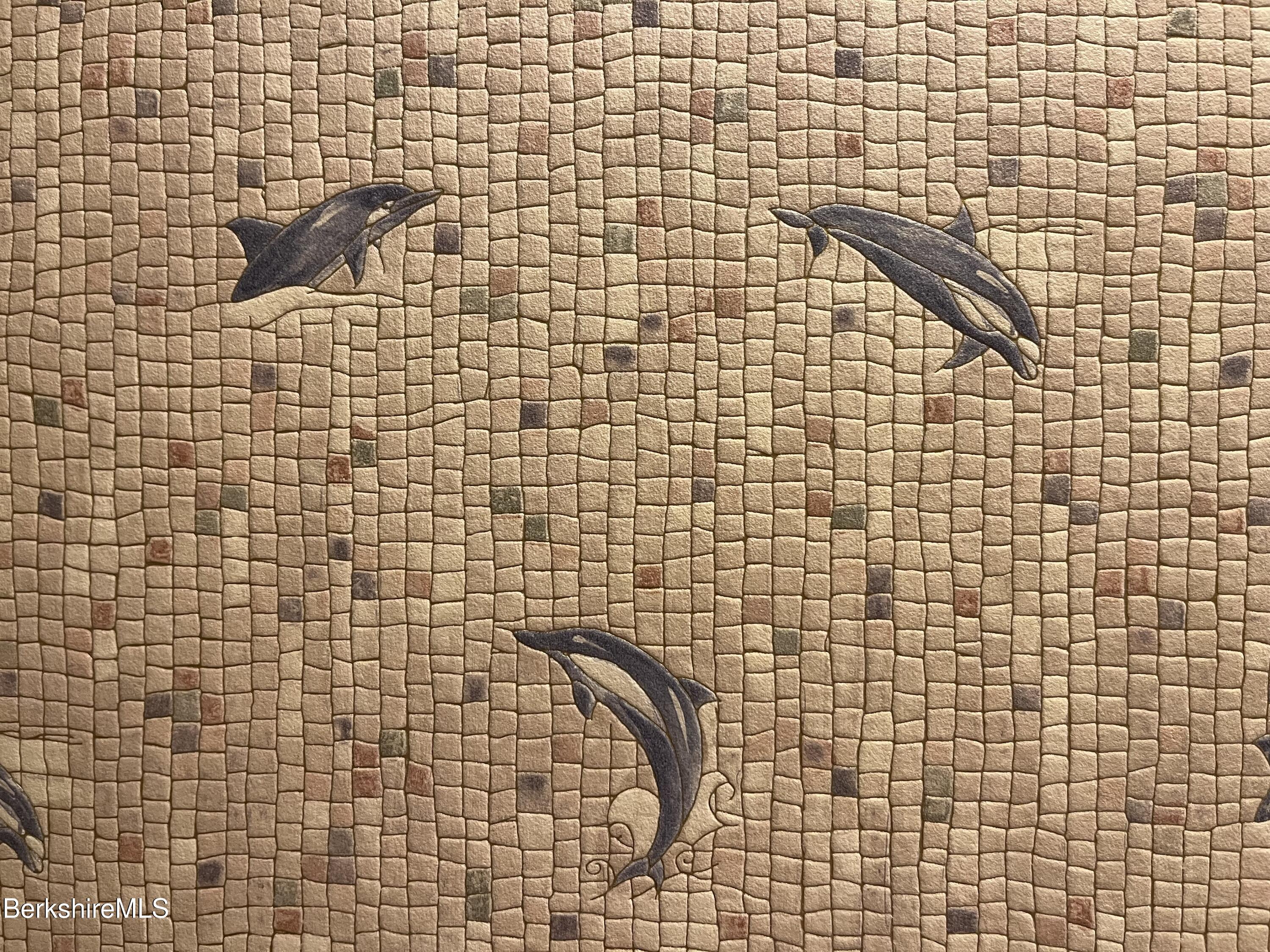 Pittsfield, Massachusetts 01201, United States, 4 Bedrooms Bedrooms, ,2 BathroomsBathrooms,Residential,Active,191155