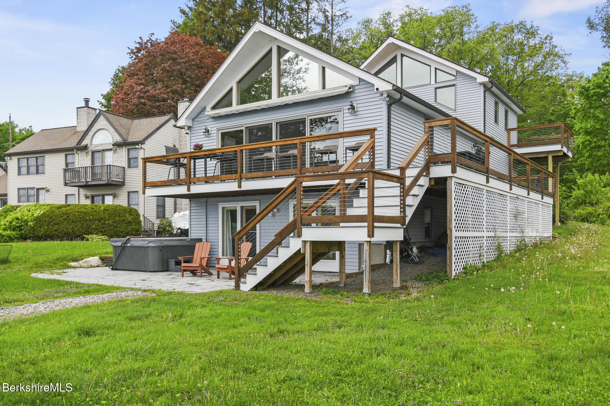 10 Katherine St, Lanesborough, Massachusetts image 9