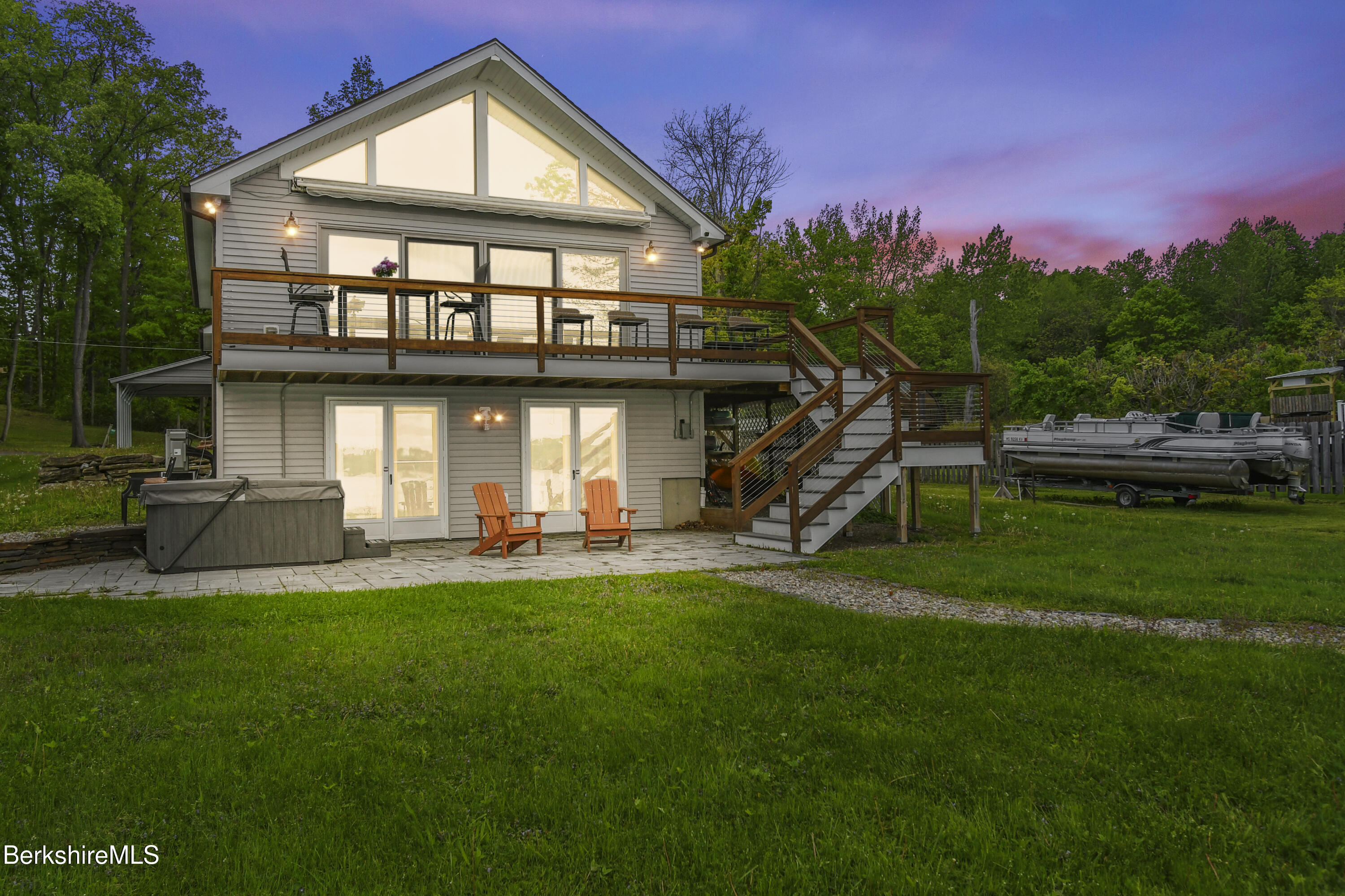 10 Katherine St, Lanesborough, Massachusetts image 45