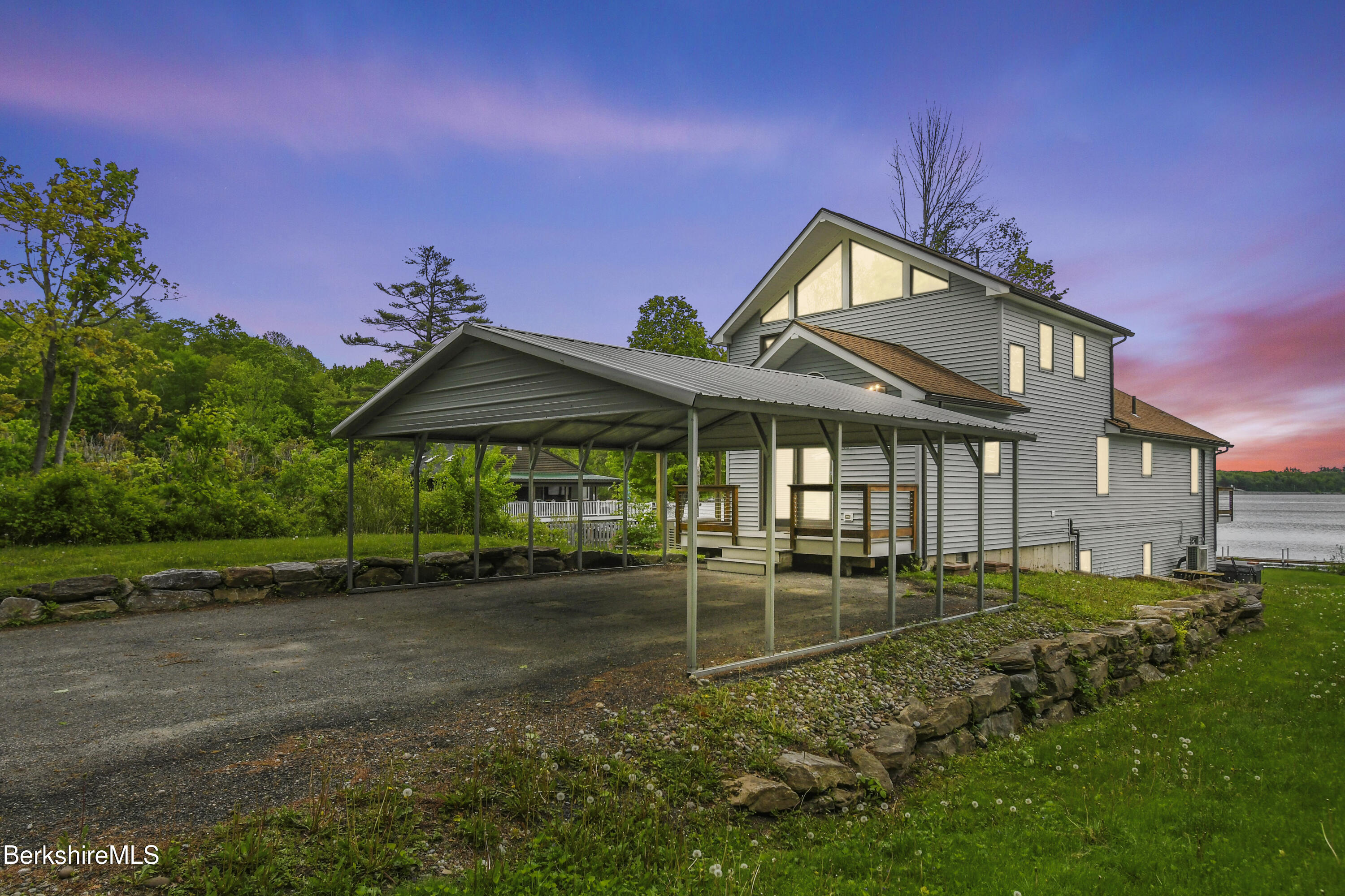10 Katherine St, Lanesborough, Massachusetts image 46