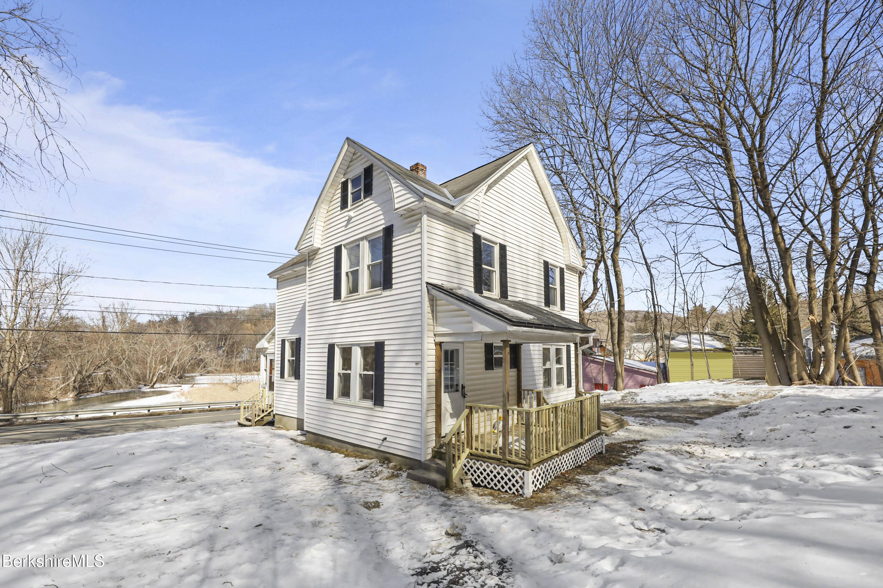 204 Center St, Lee, Massachusetts image 31