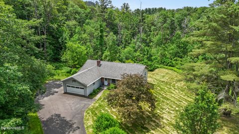 Homes For Sale - 1310 Lenox Rd<br/> Richmond, MA 01254