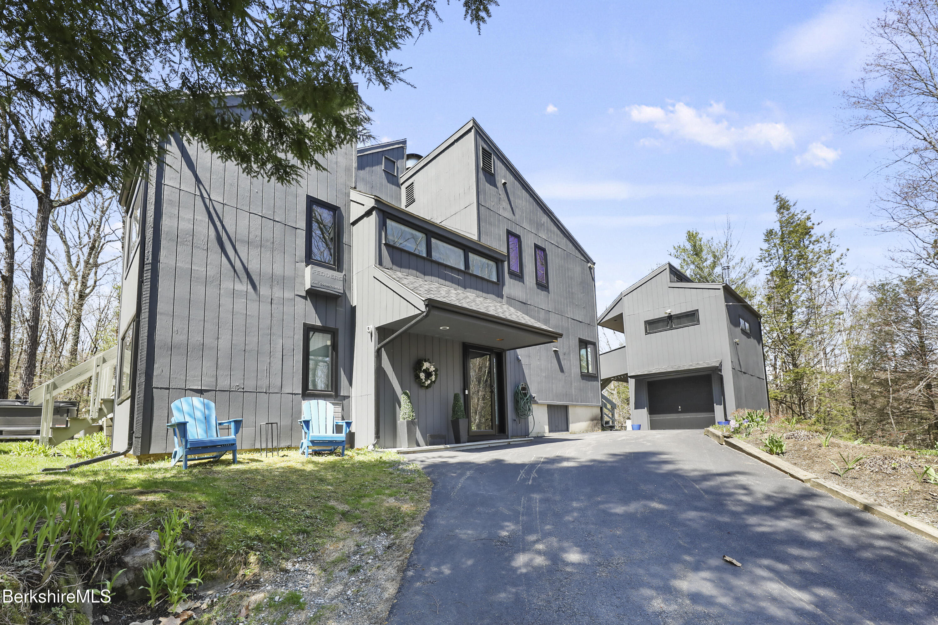 18 Glendale Rd, West Stockbridge, Massachusetts image 2